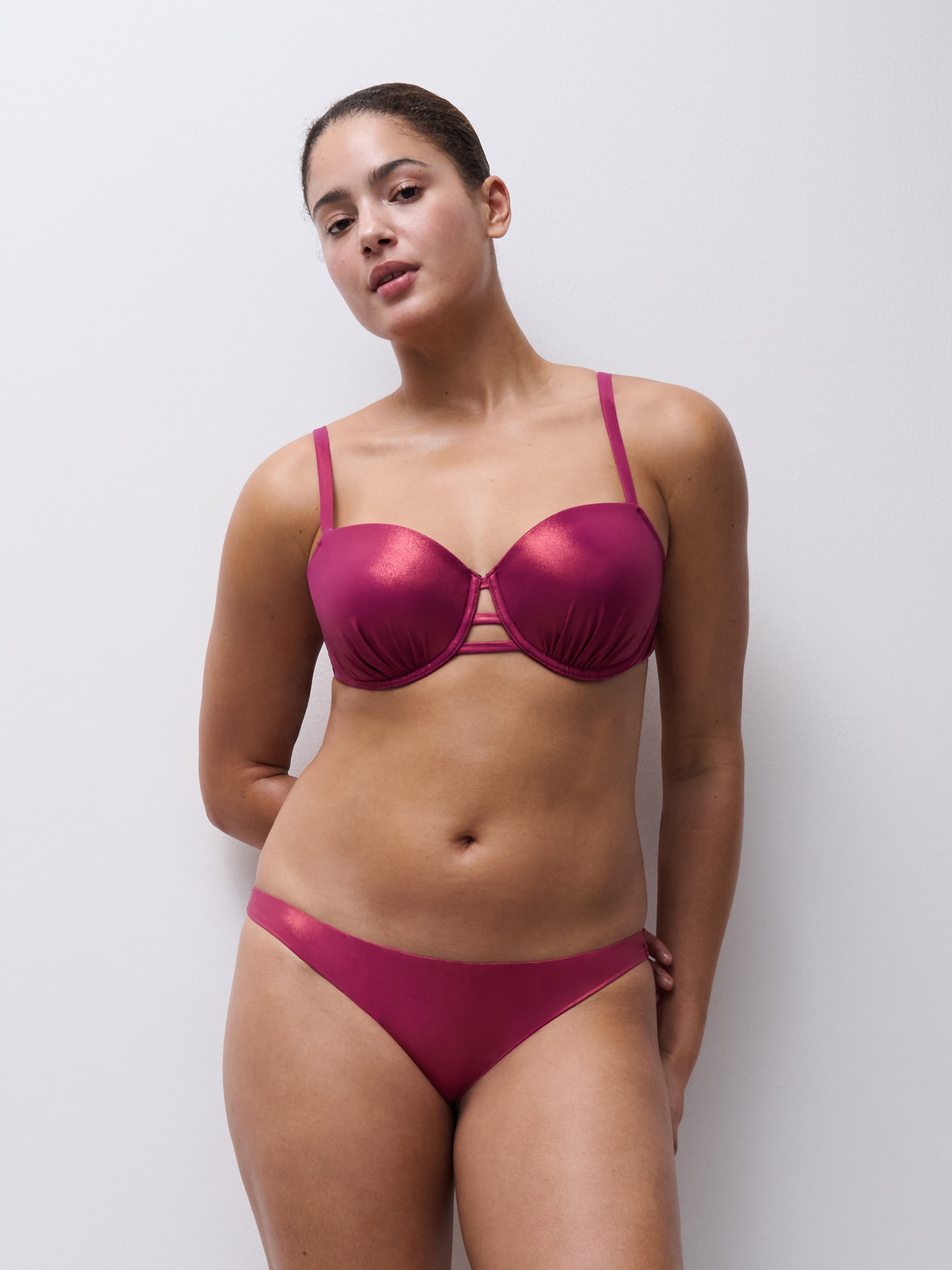 Voorgevormde bikini top