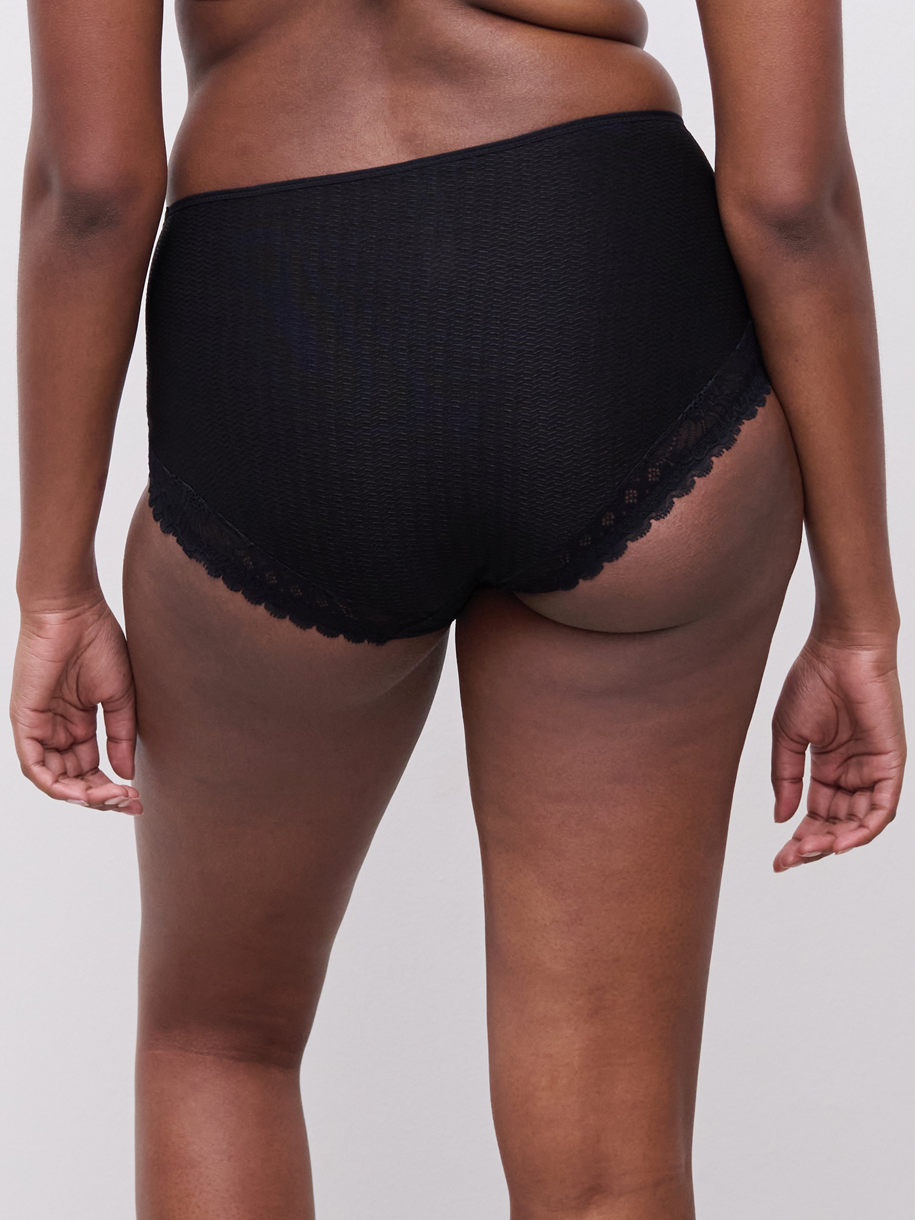 High-waisted brief