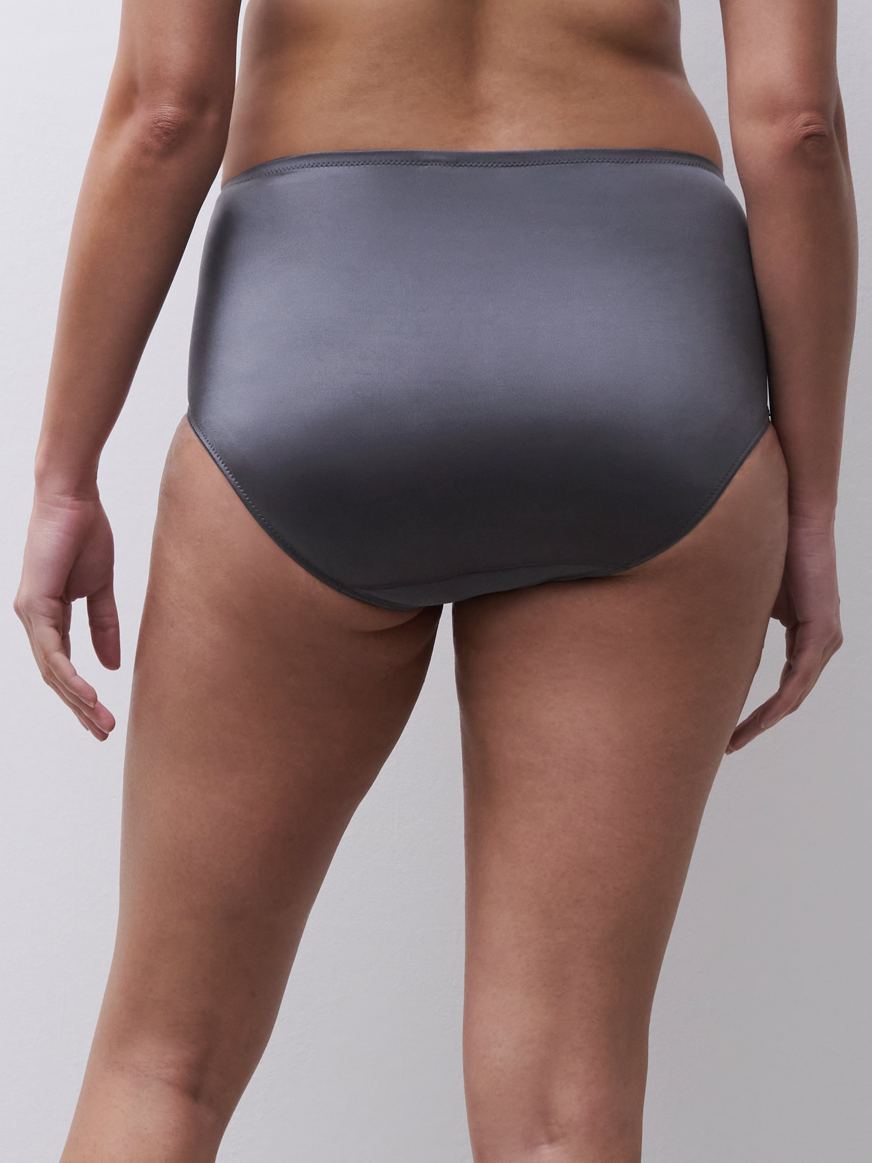 High-waisted brief