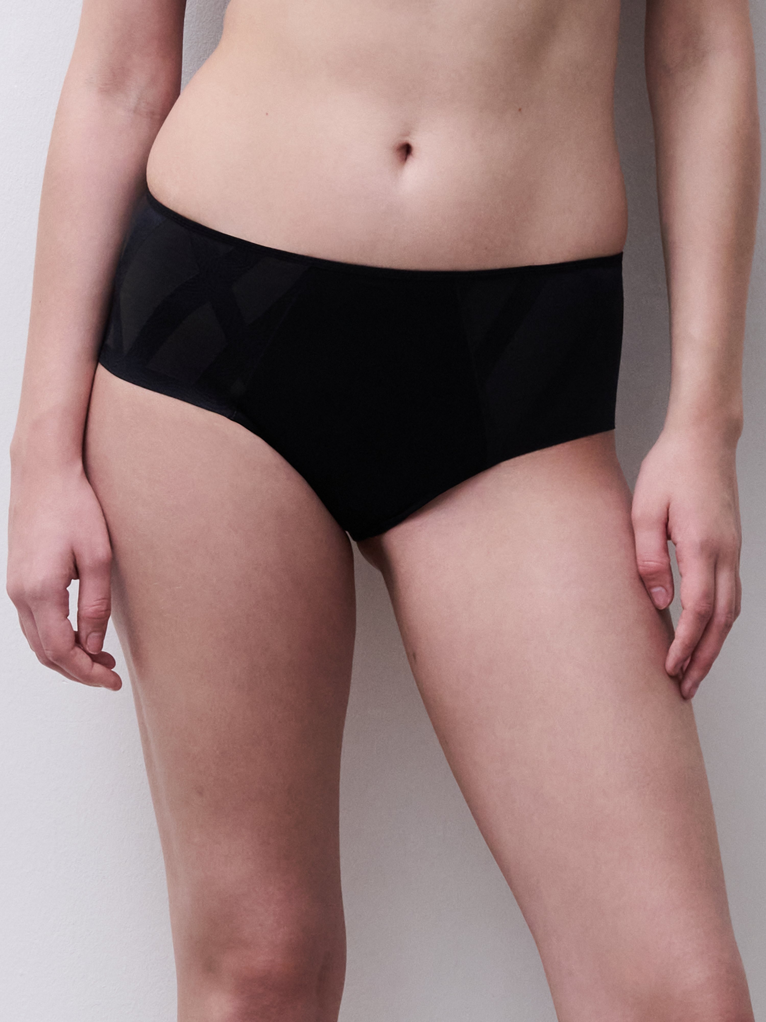 High-waisted brief