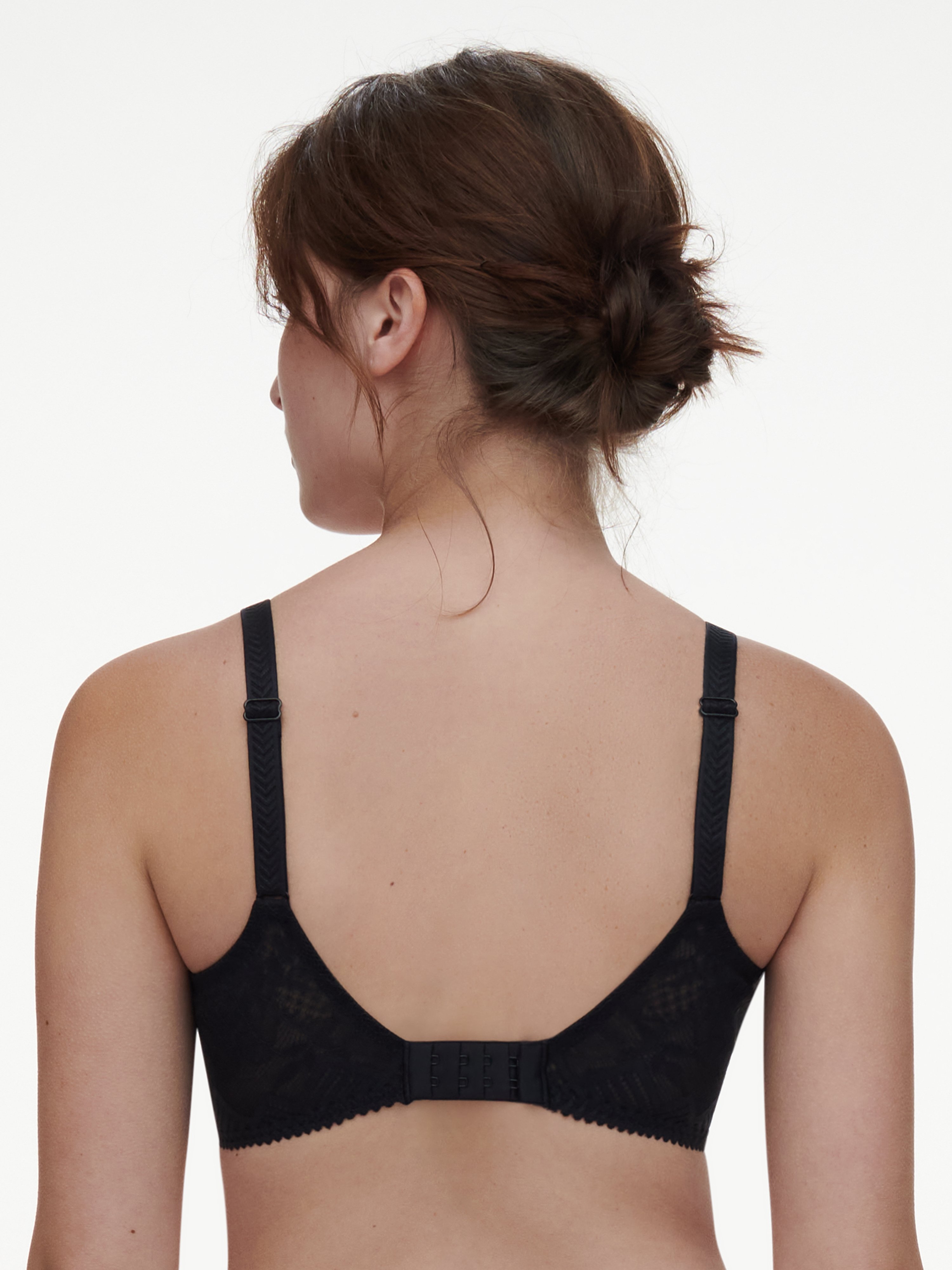 Full coverage bra