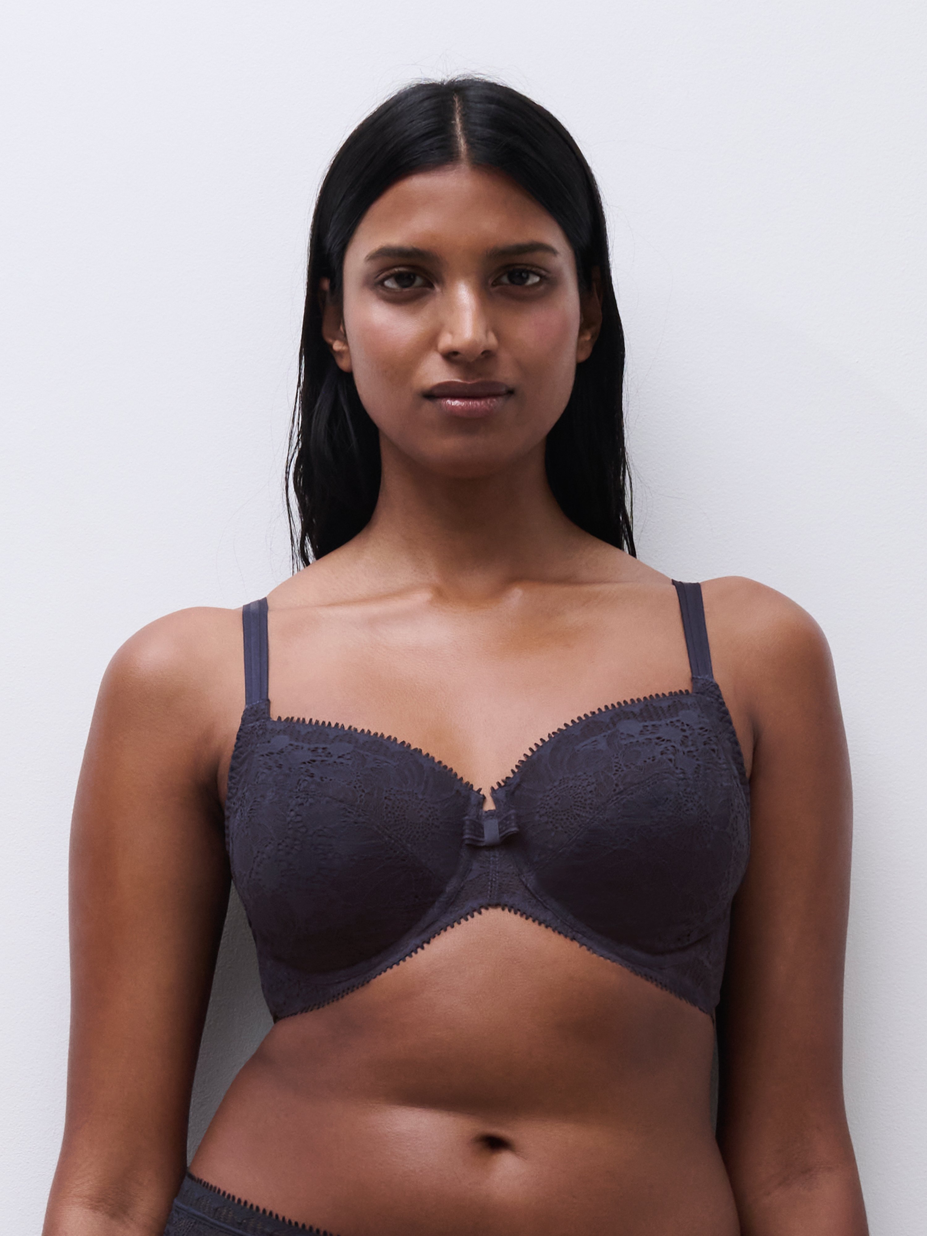 Full coverage bra