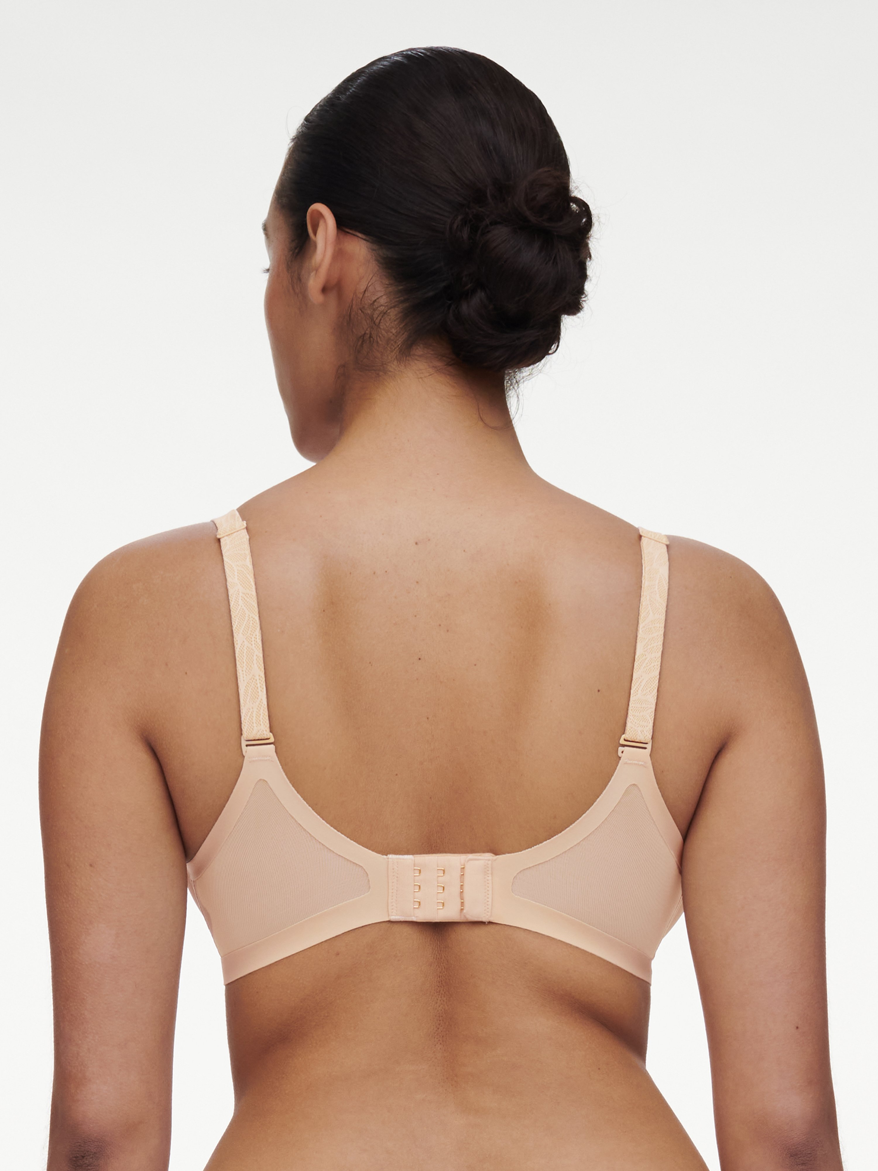 Soutien-gorge spacer moulé emboîtant