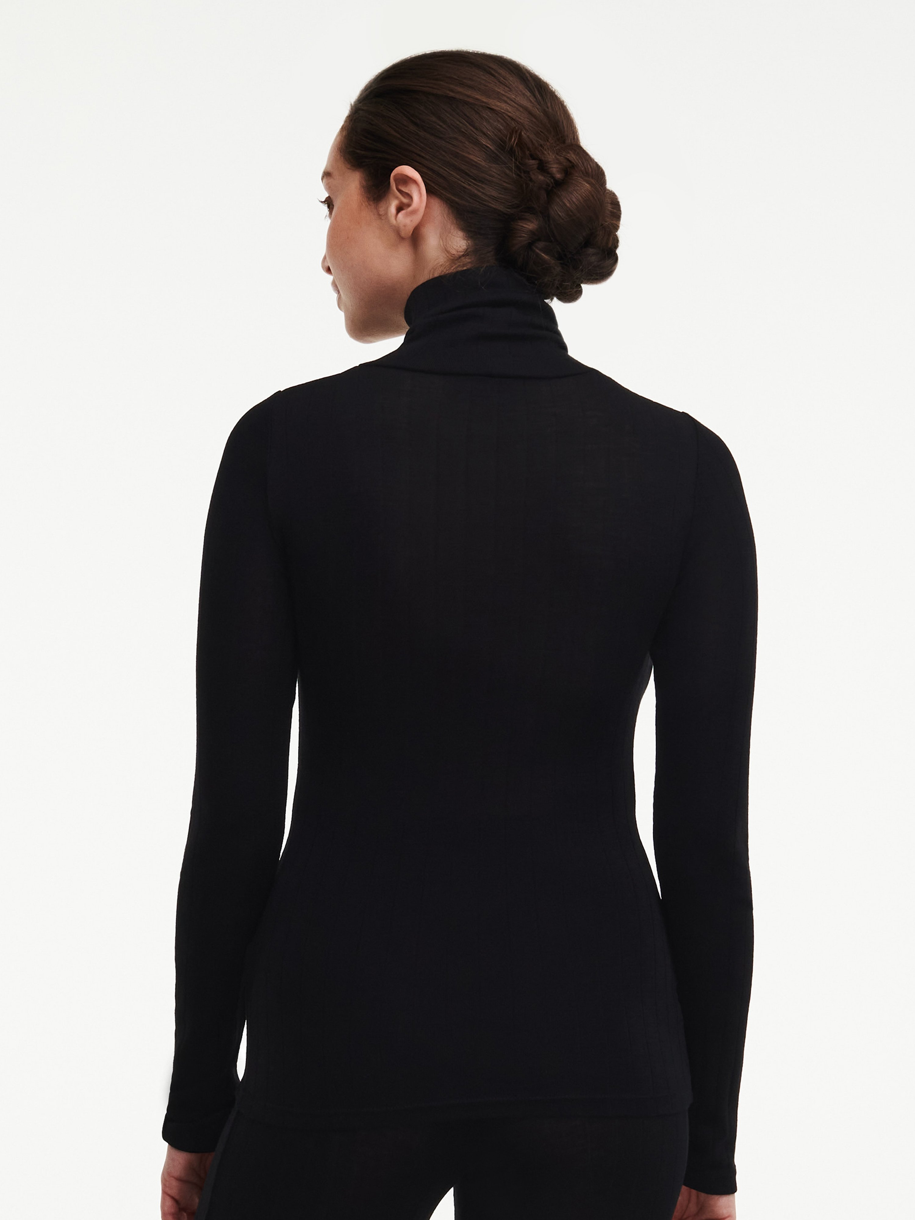 Long-sleeved roll neck T-shirt