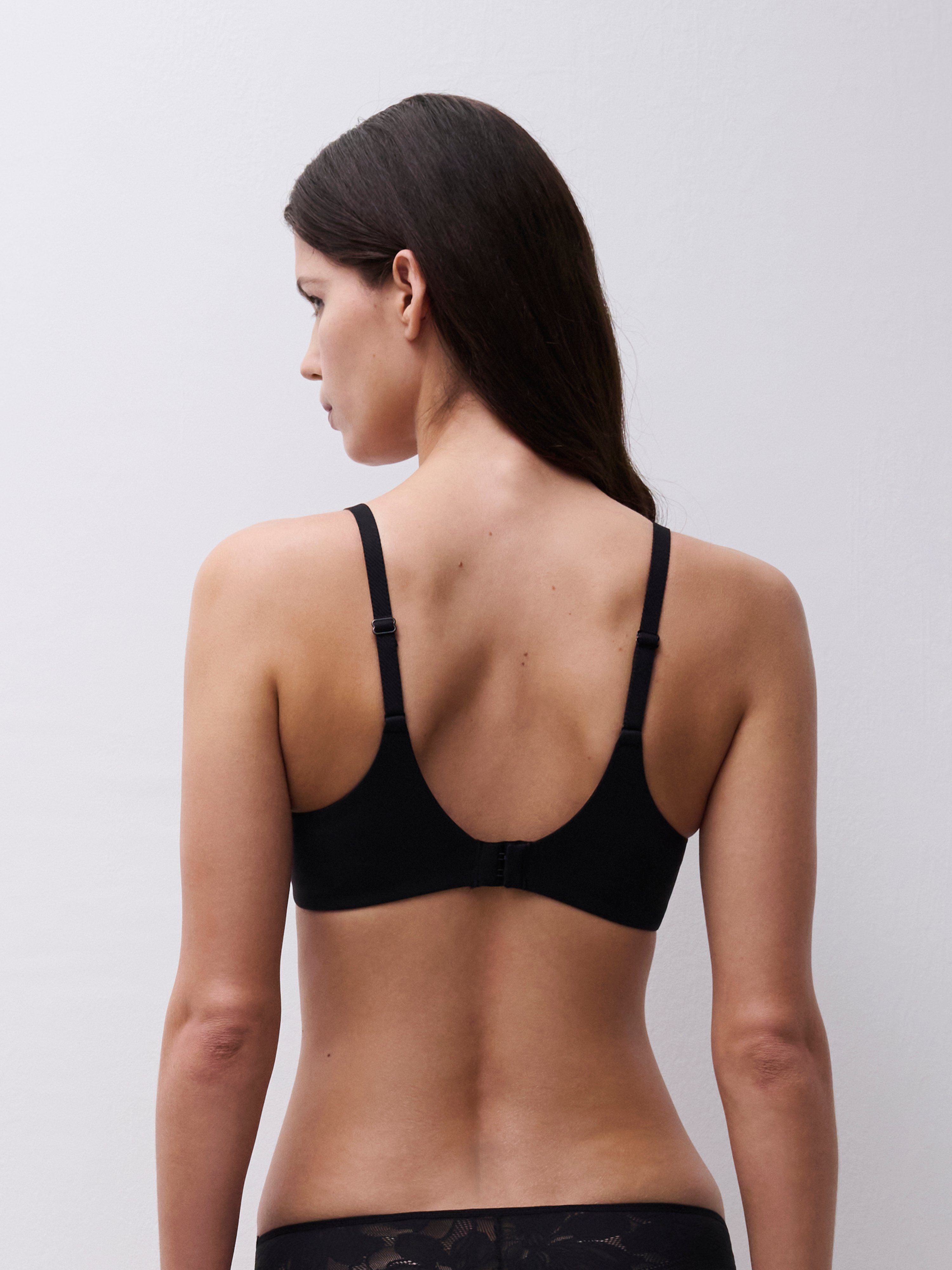 Plunge spacer bra