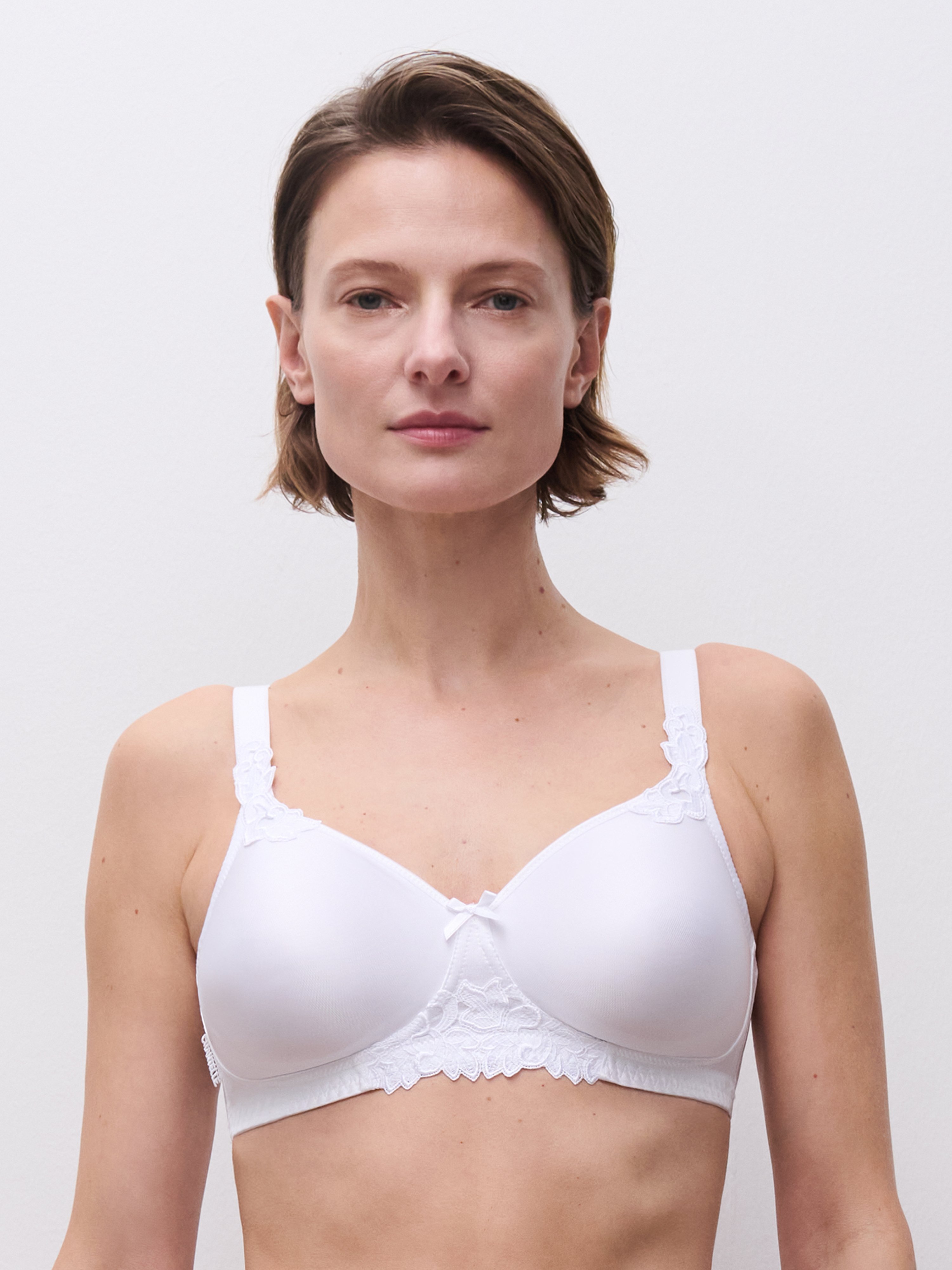 Wireless support bra
