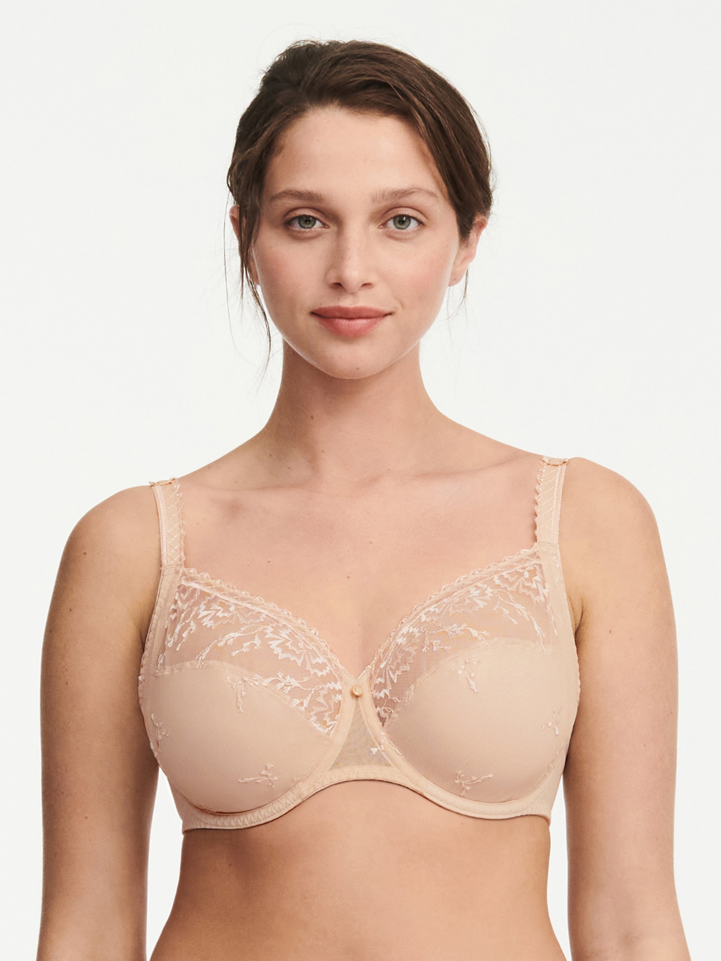 Soutien-gorge emboîtant