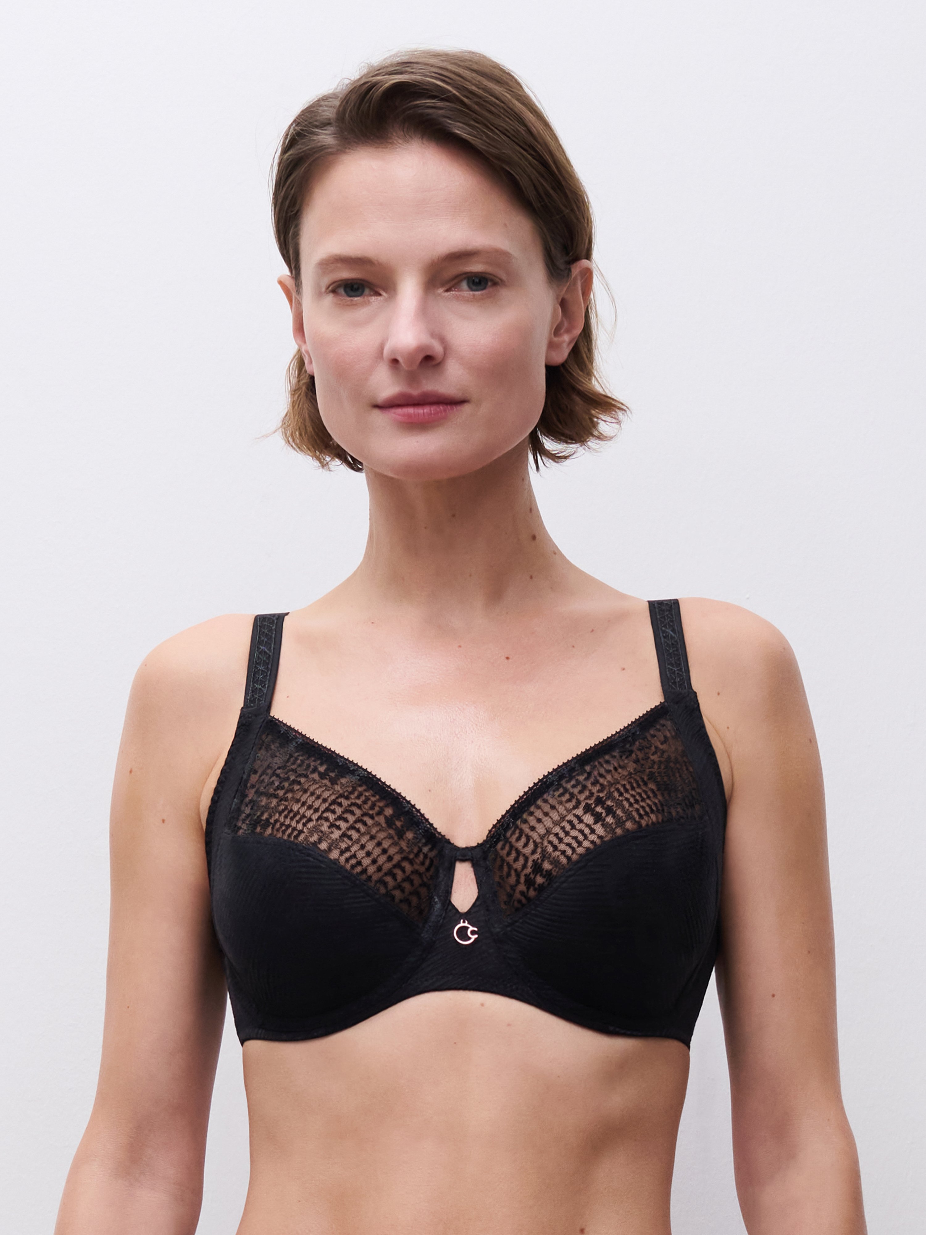 Full coverage bra