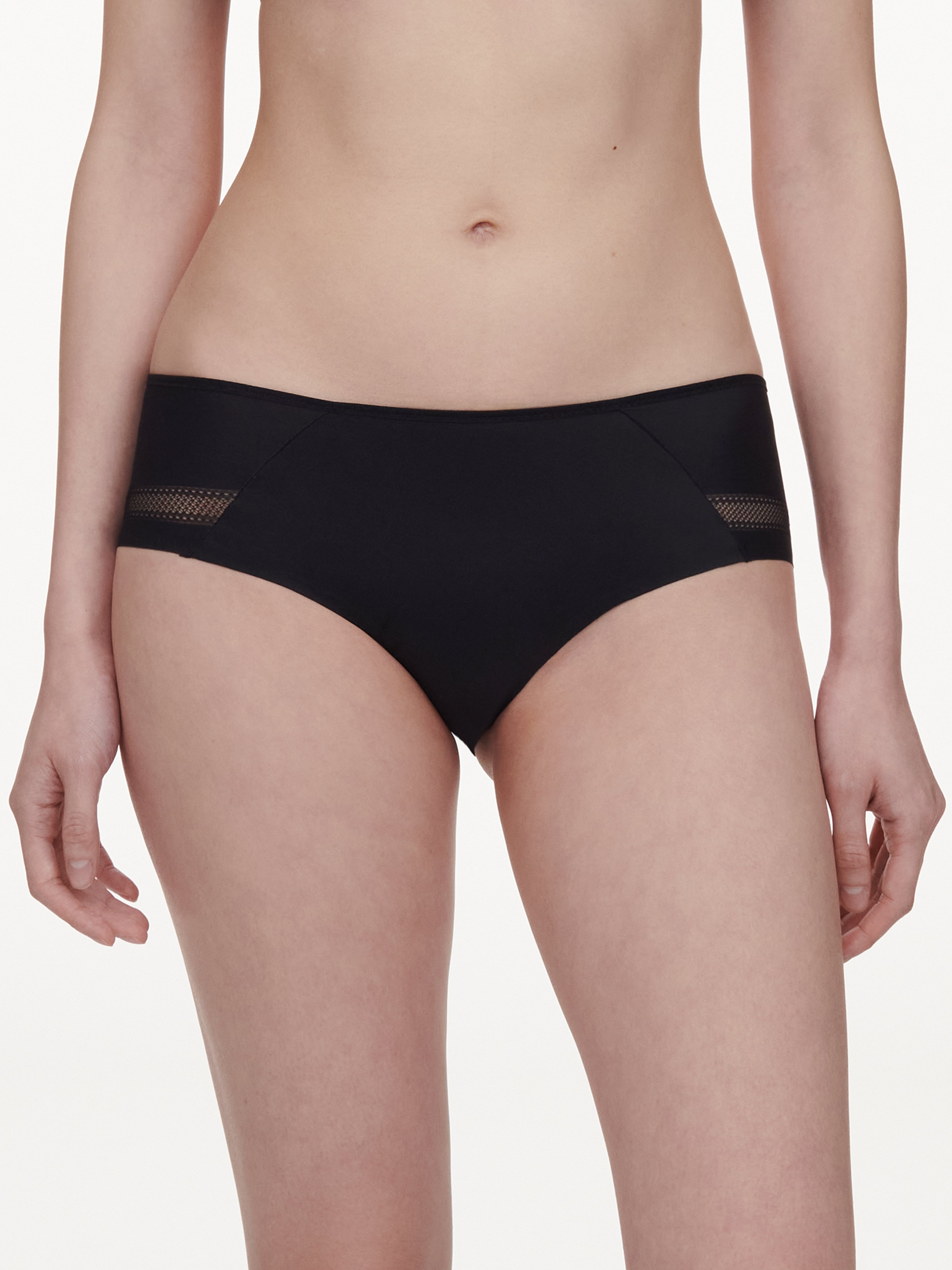 C914B0-011_36_EASYBLISS_ECOM_CROP_WEB_OB_FT
