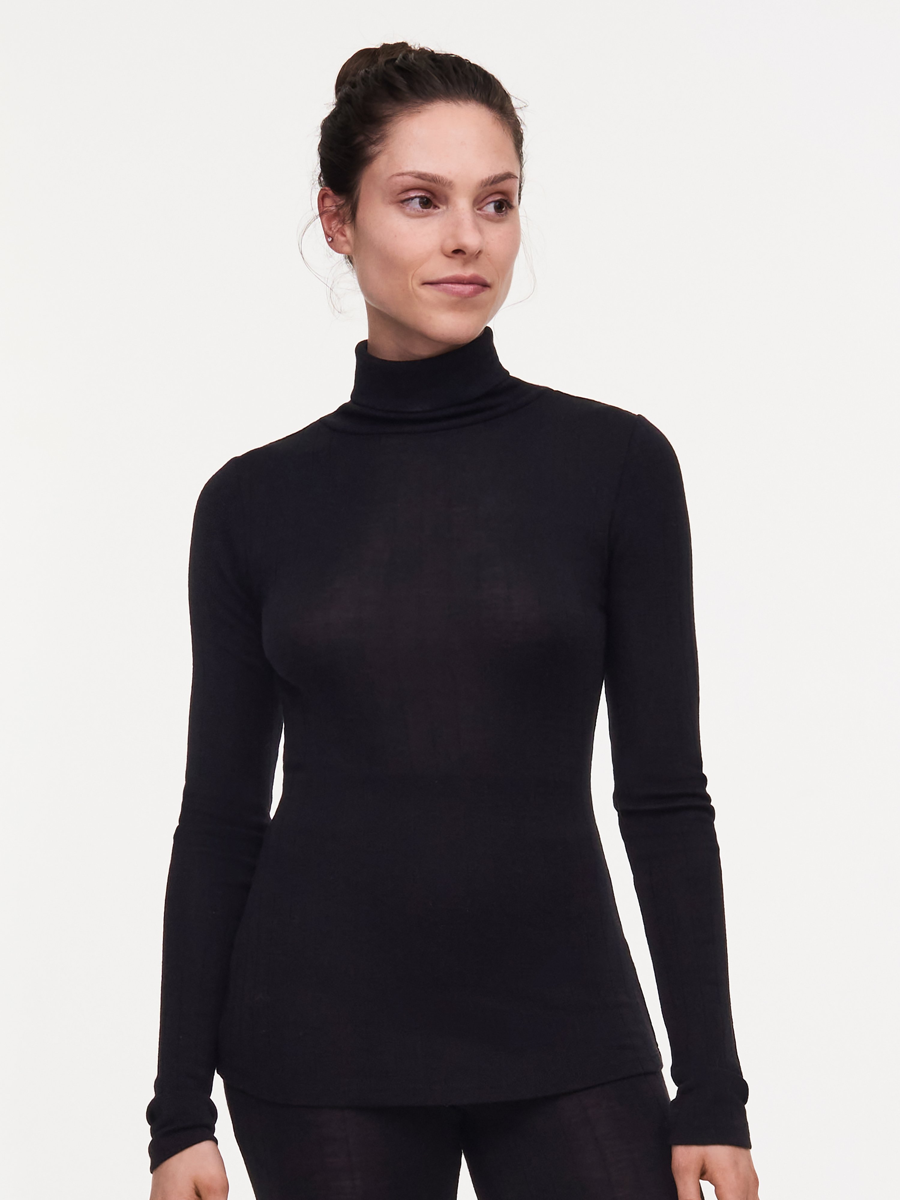 Long-sleeved roll neck T-shirt