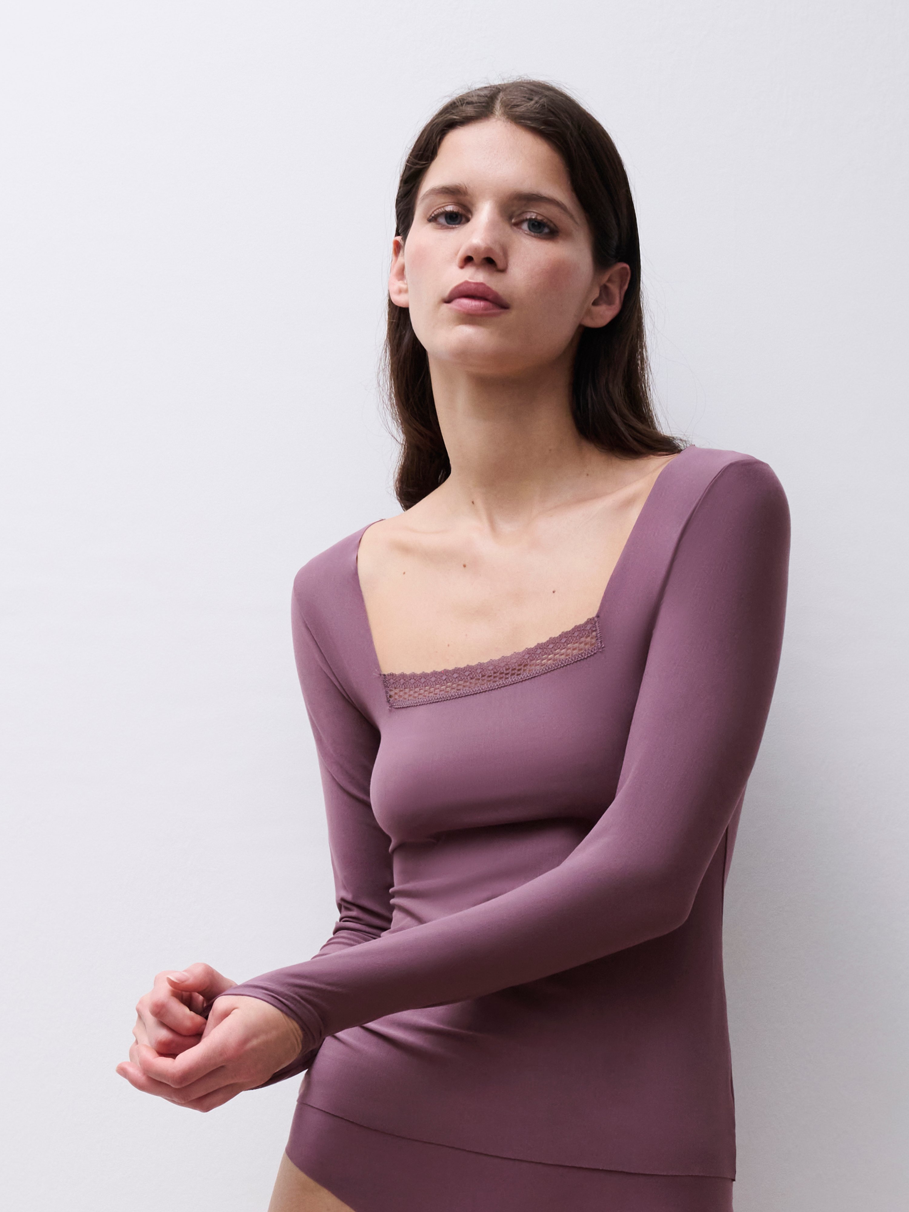 Long-sleeved T-shirt