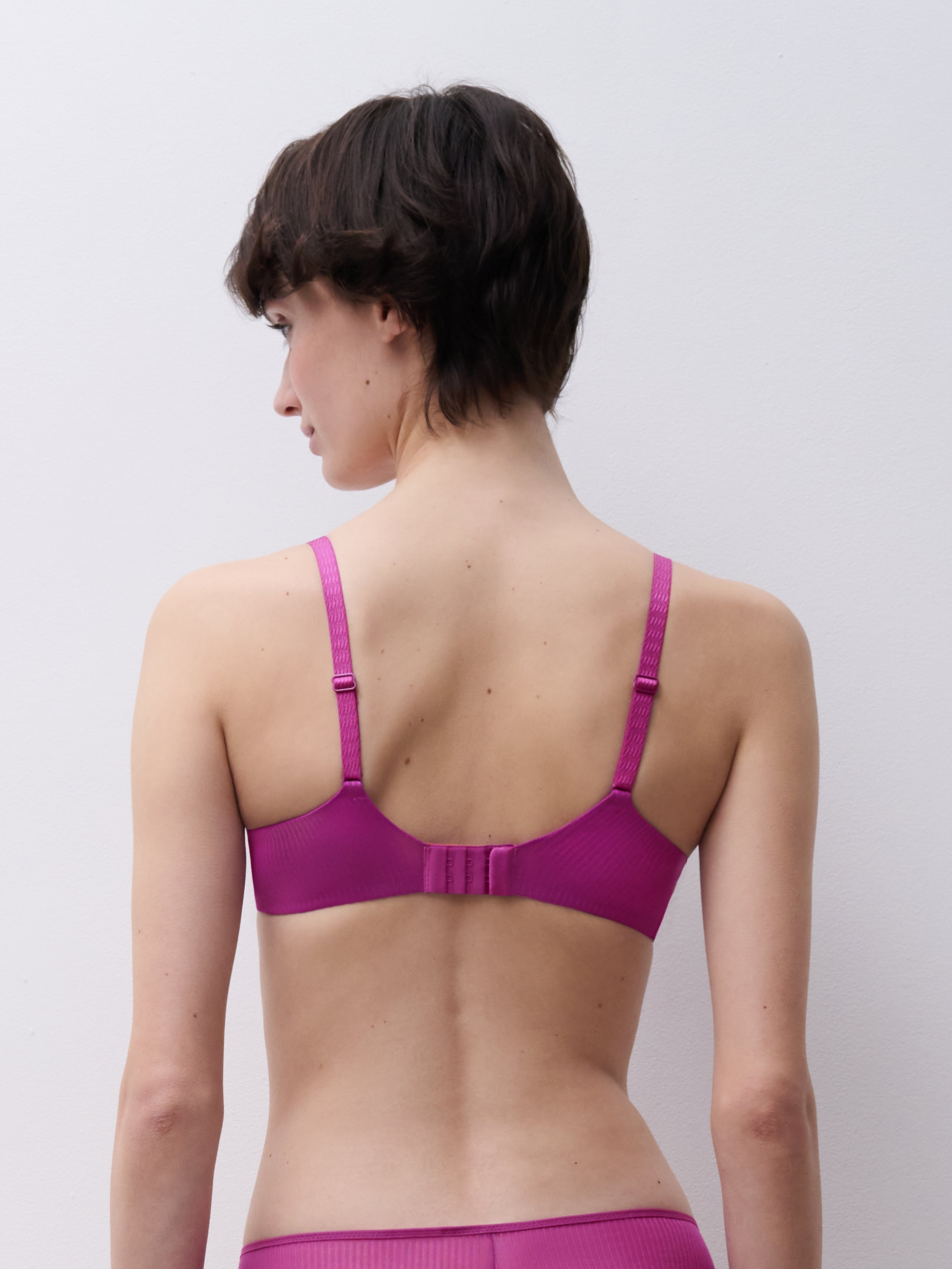 Soutien-gorge coques plongeant