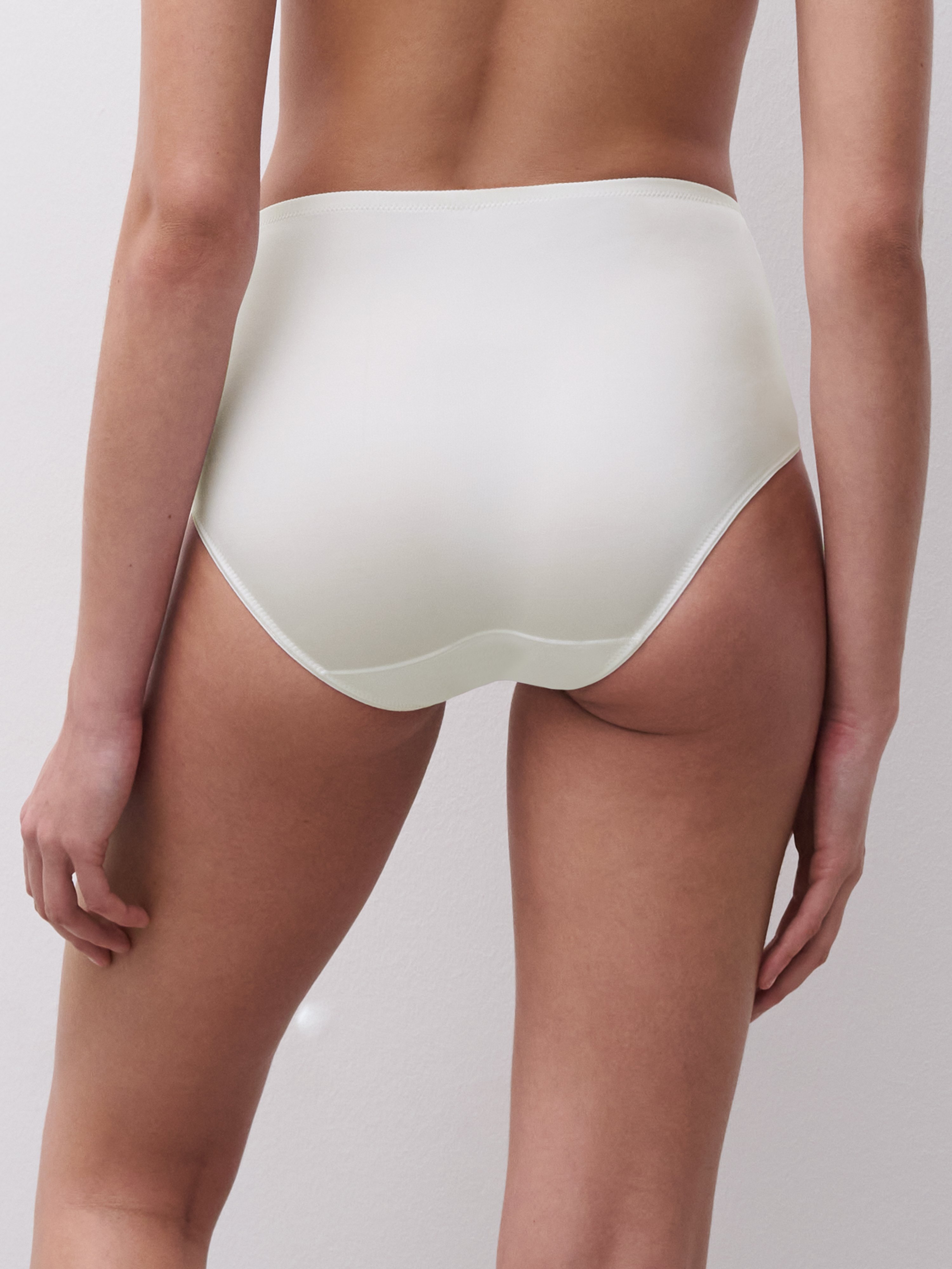 High-waisted brief
