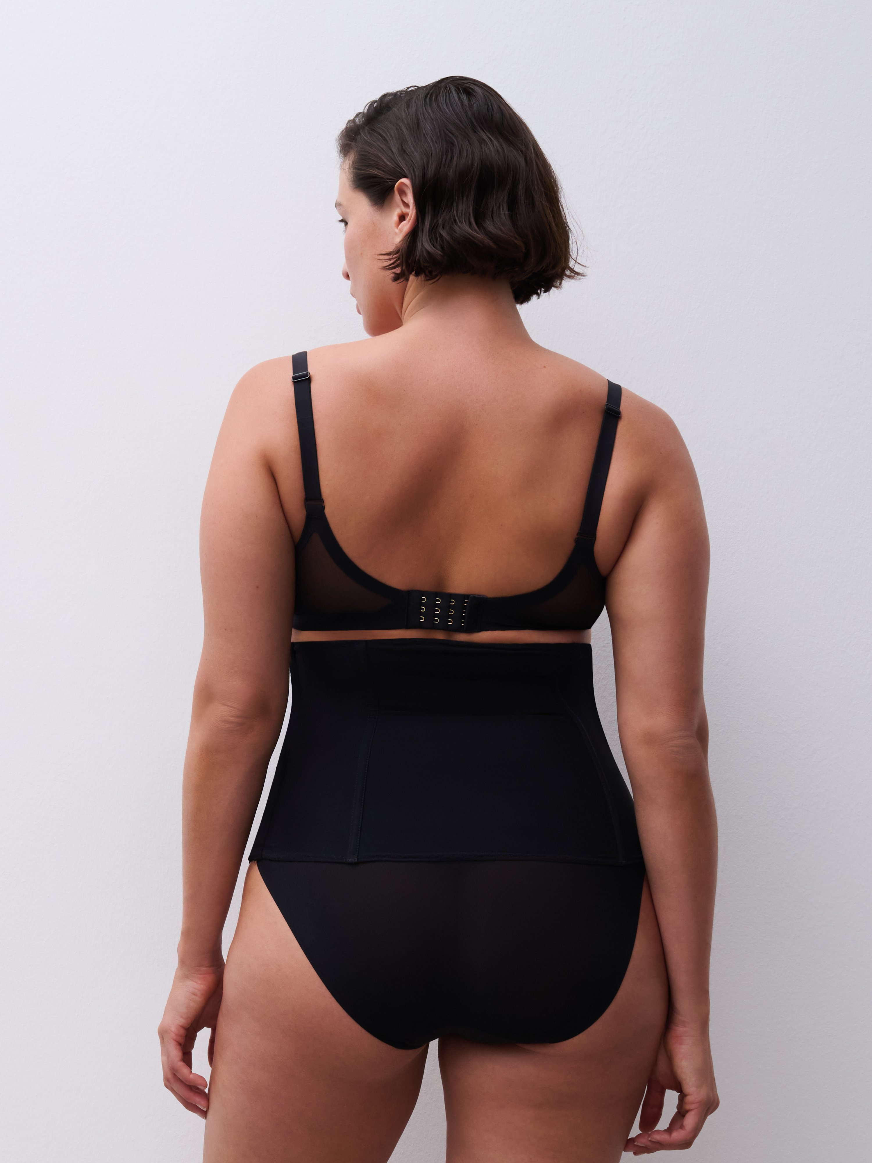 Waist cincher