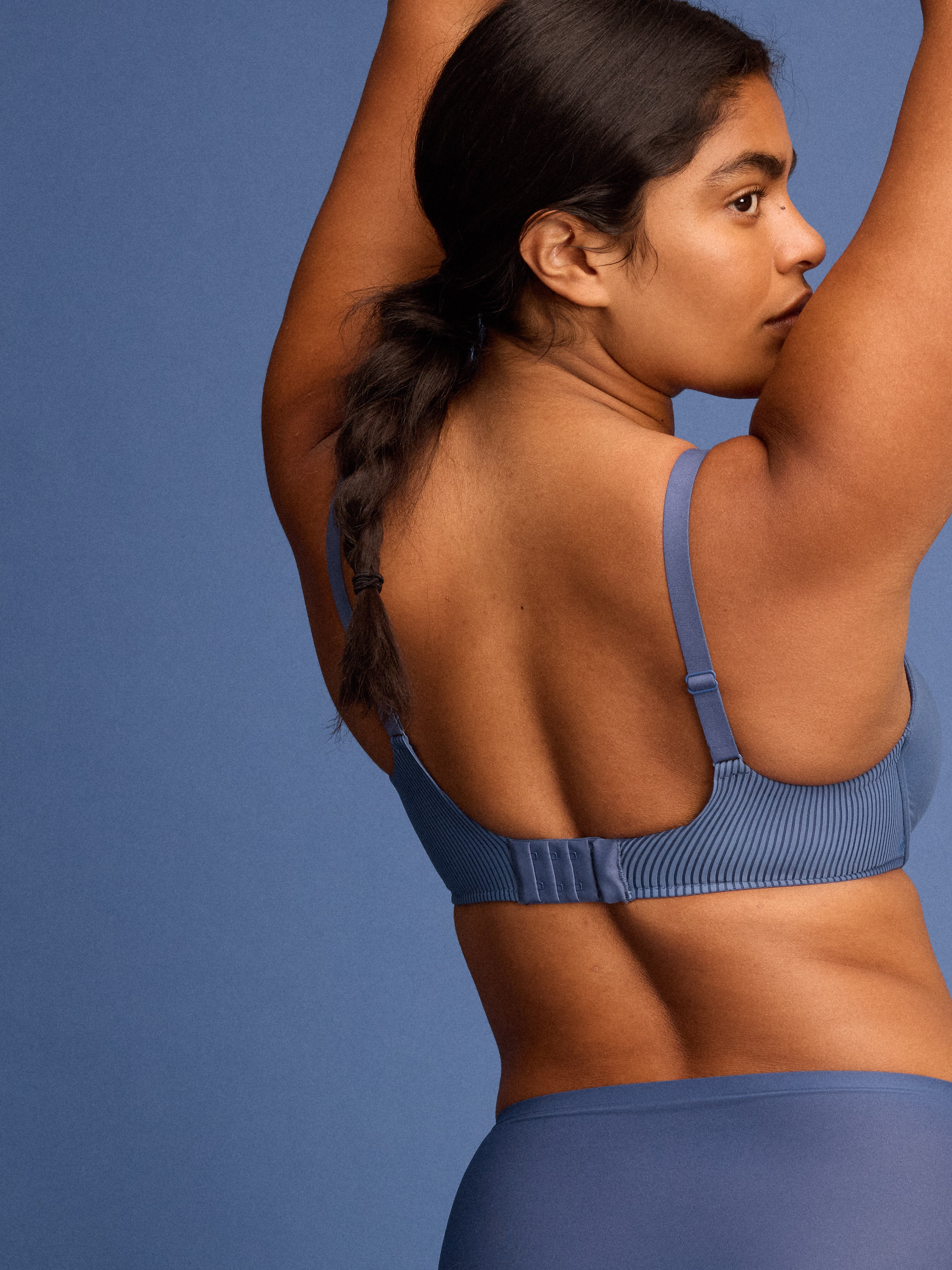 Soutien-gorge emboîtant