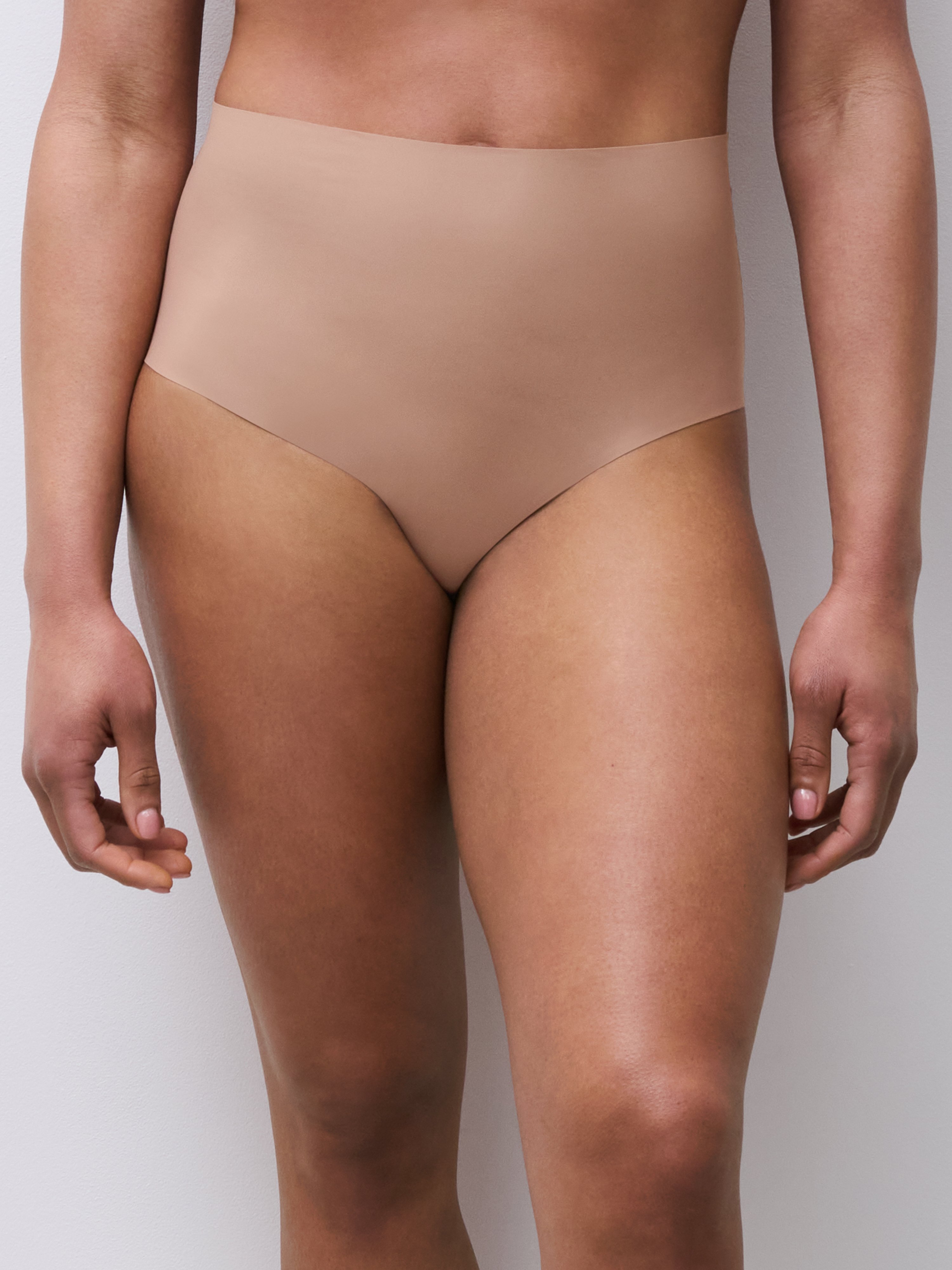 High-waisted brief
