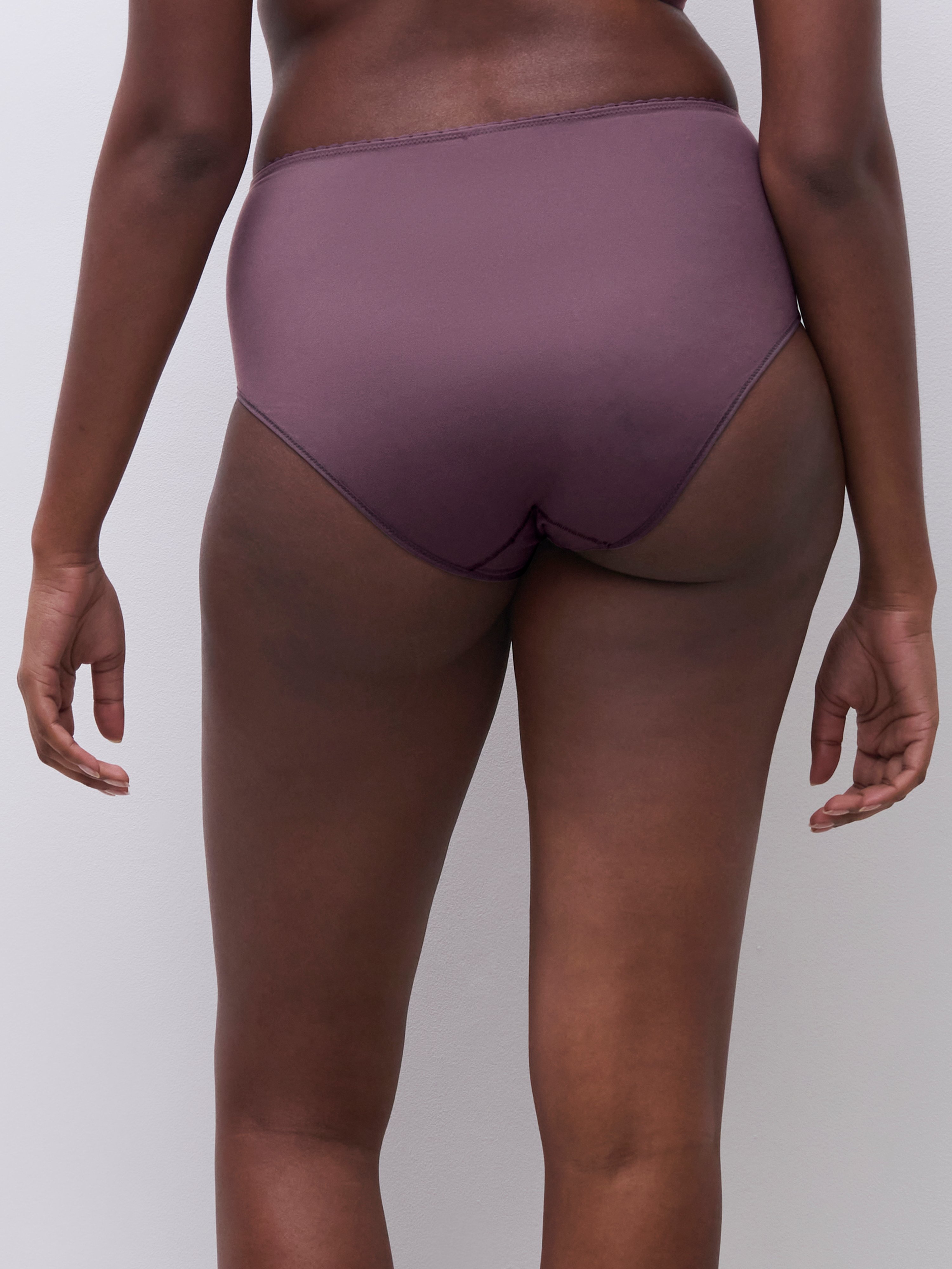 High-waisted support brief