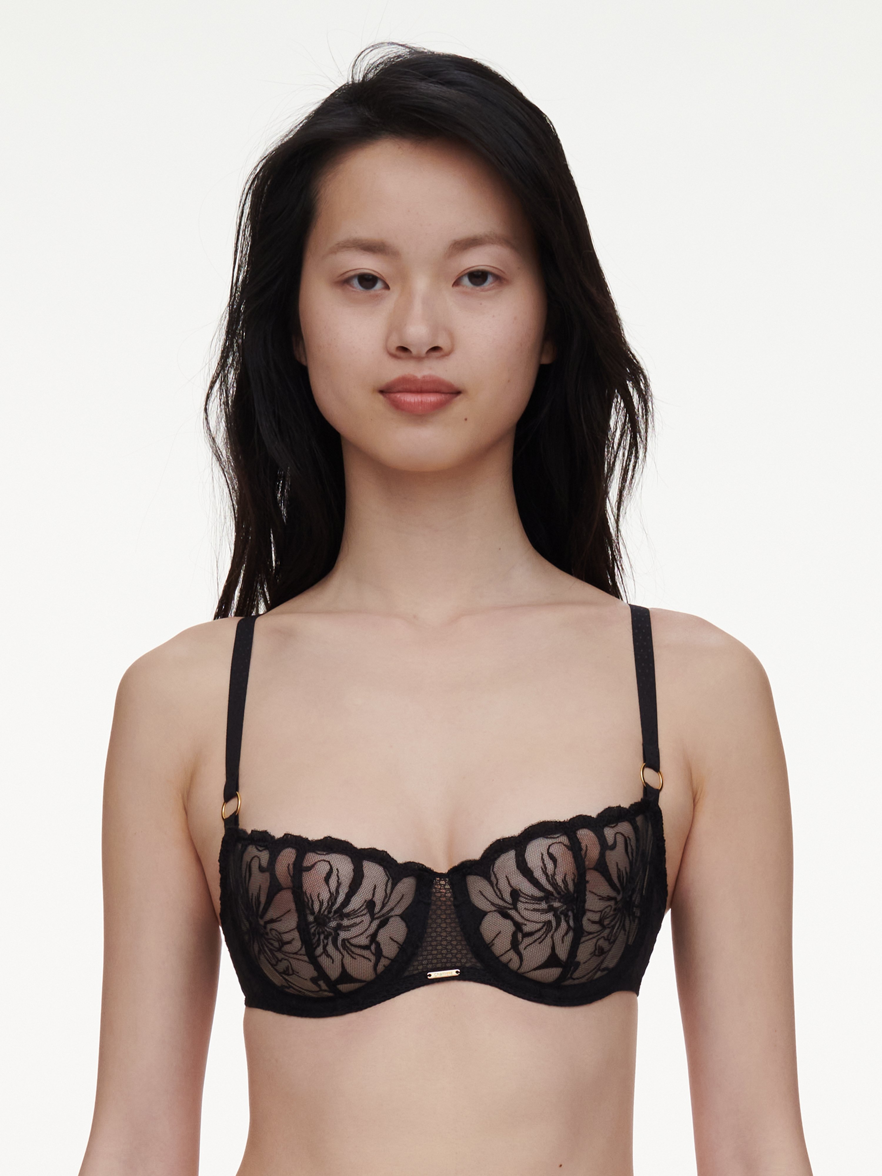 Half cup bra