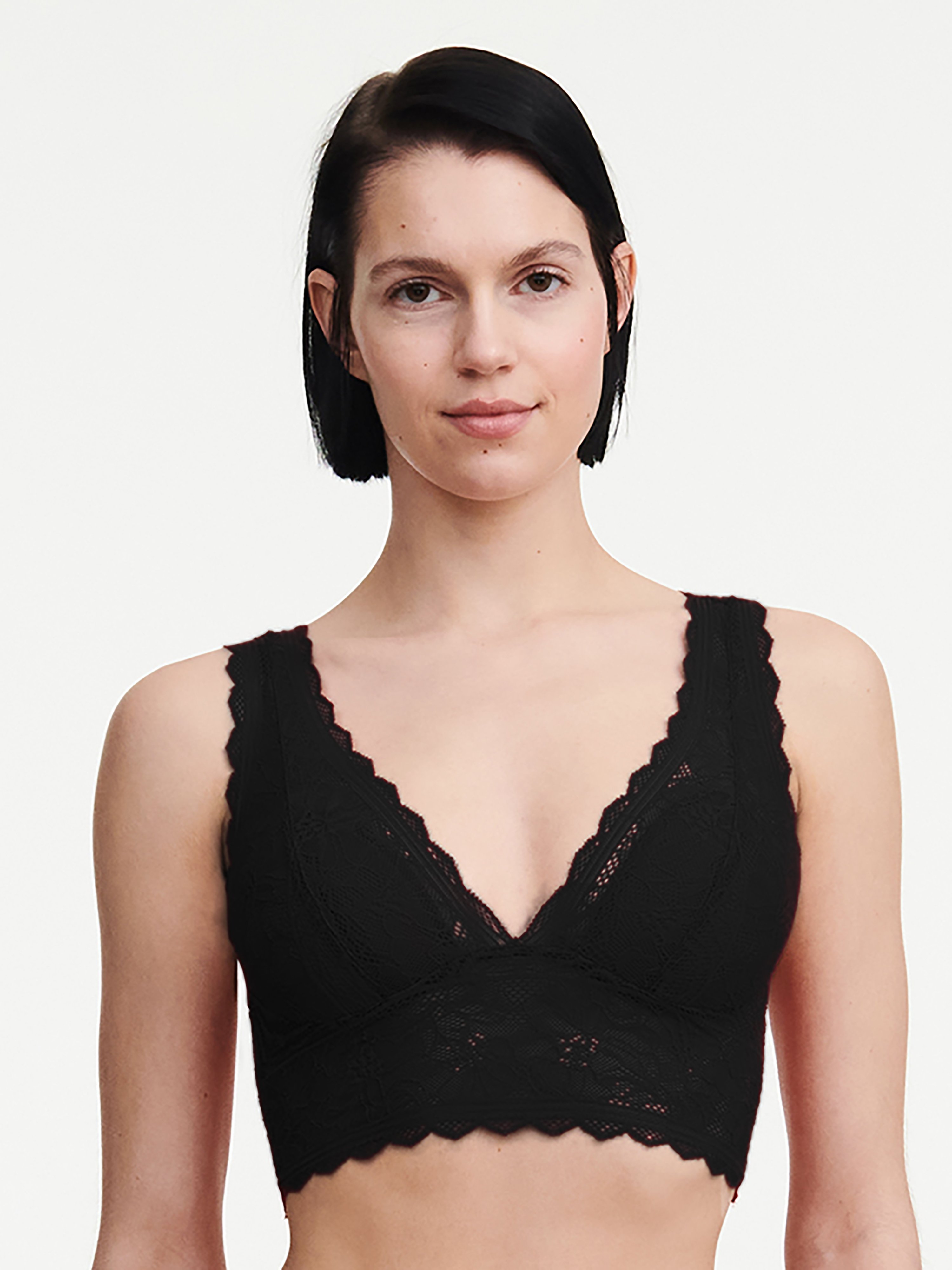 C94270-011_B75_FLORAL-TOUCH_ECOM_CROP_WEB_OB_FT