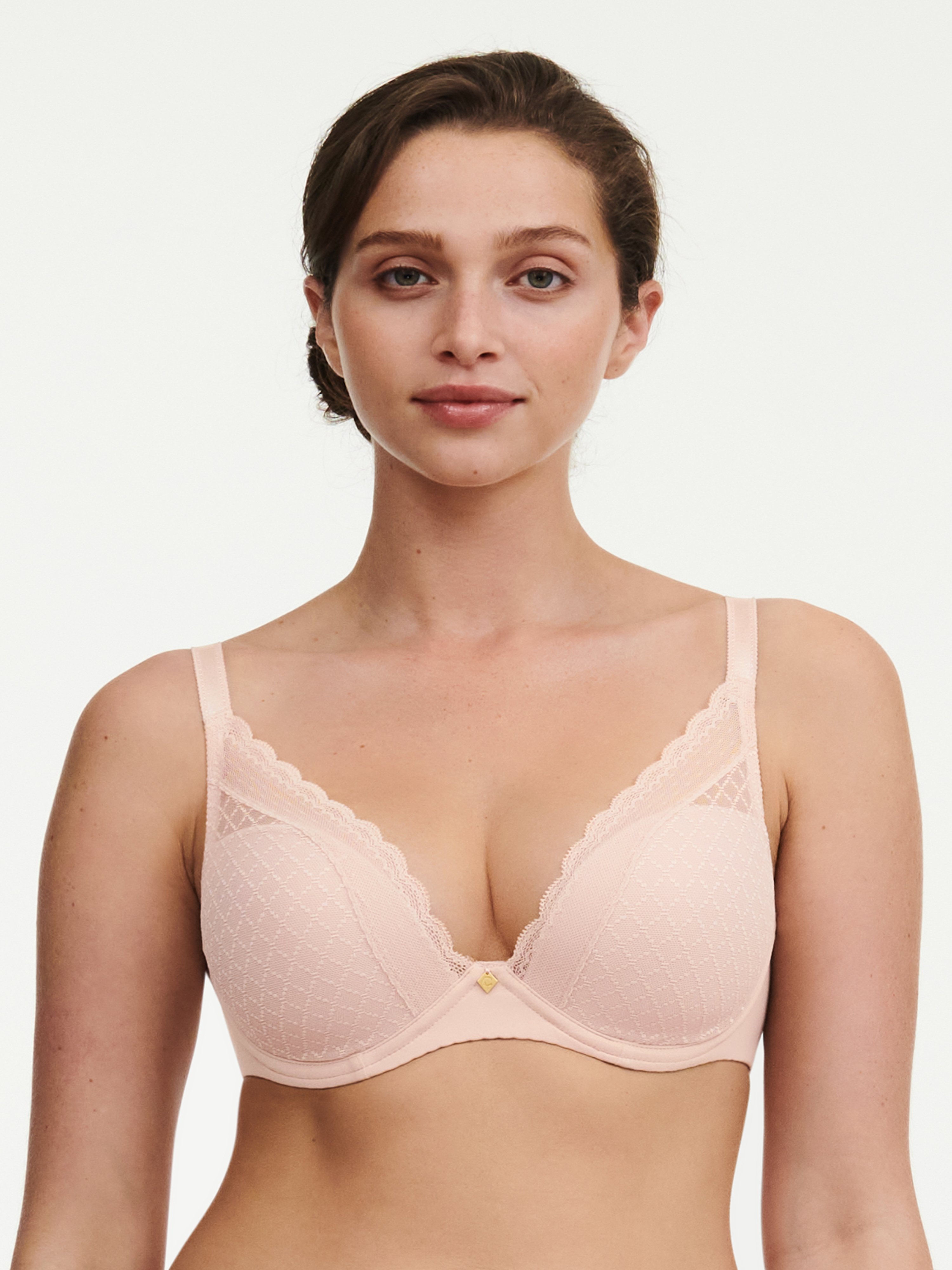 C16MNA-0RG_D75_NORAH-CHIC_ECOM_CROP_WEB_OB_FT