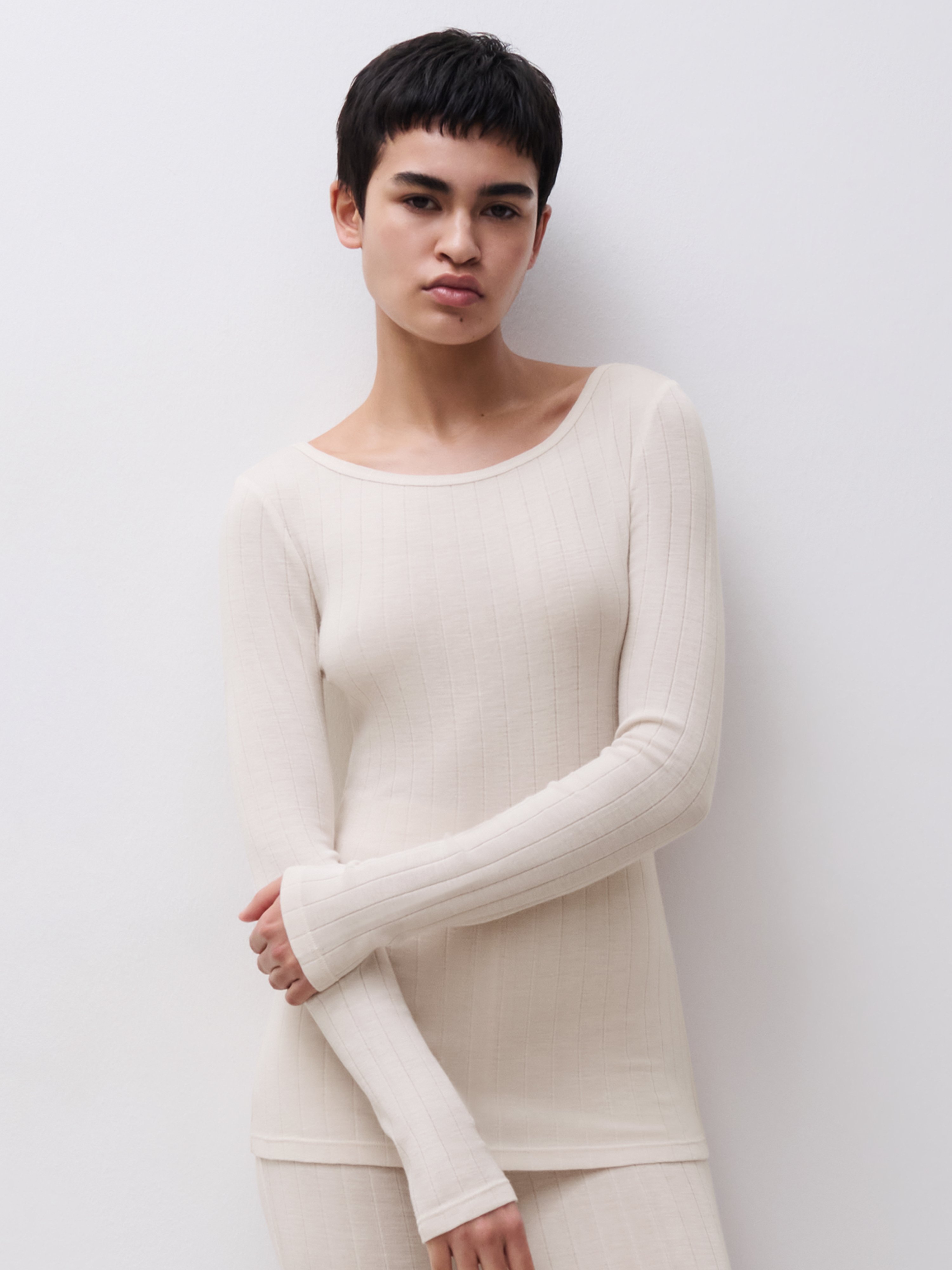 Long-sleeved T-shirt