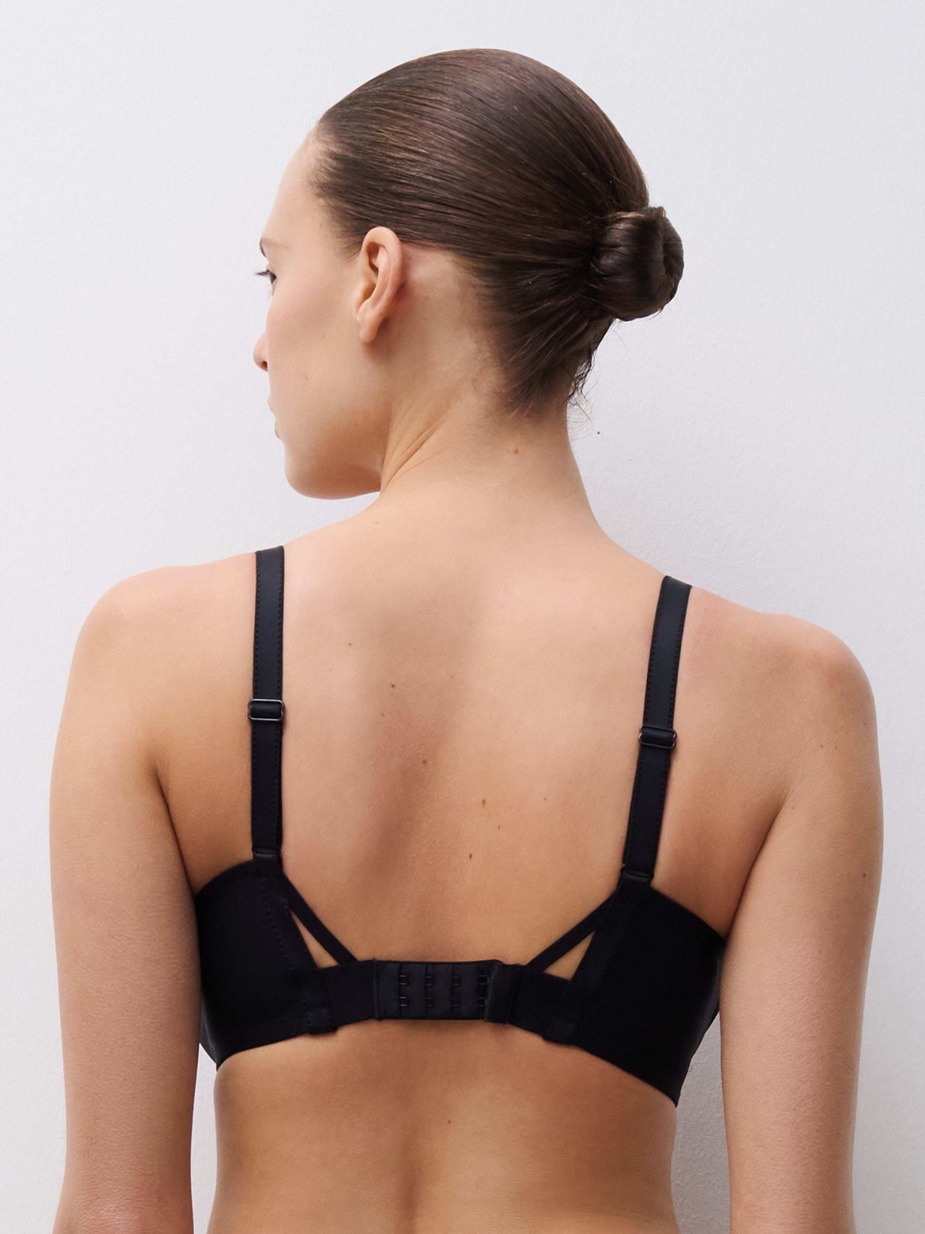 Soutien-gorge coques plongeant