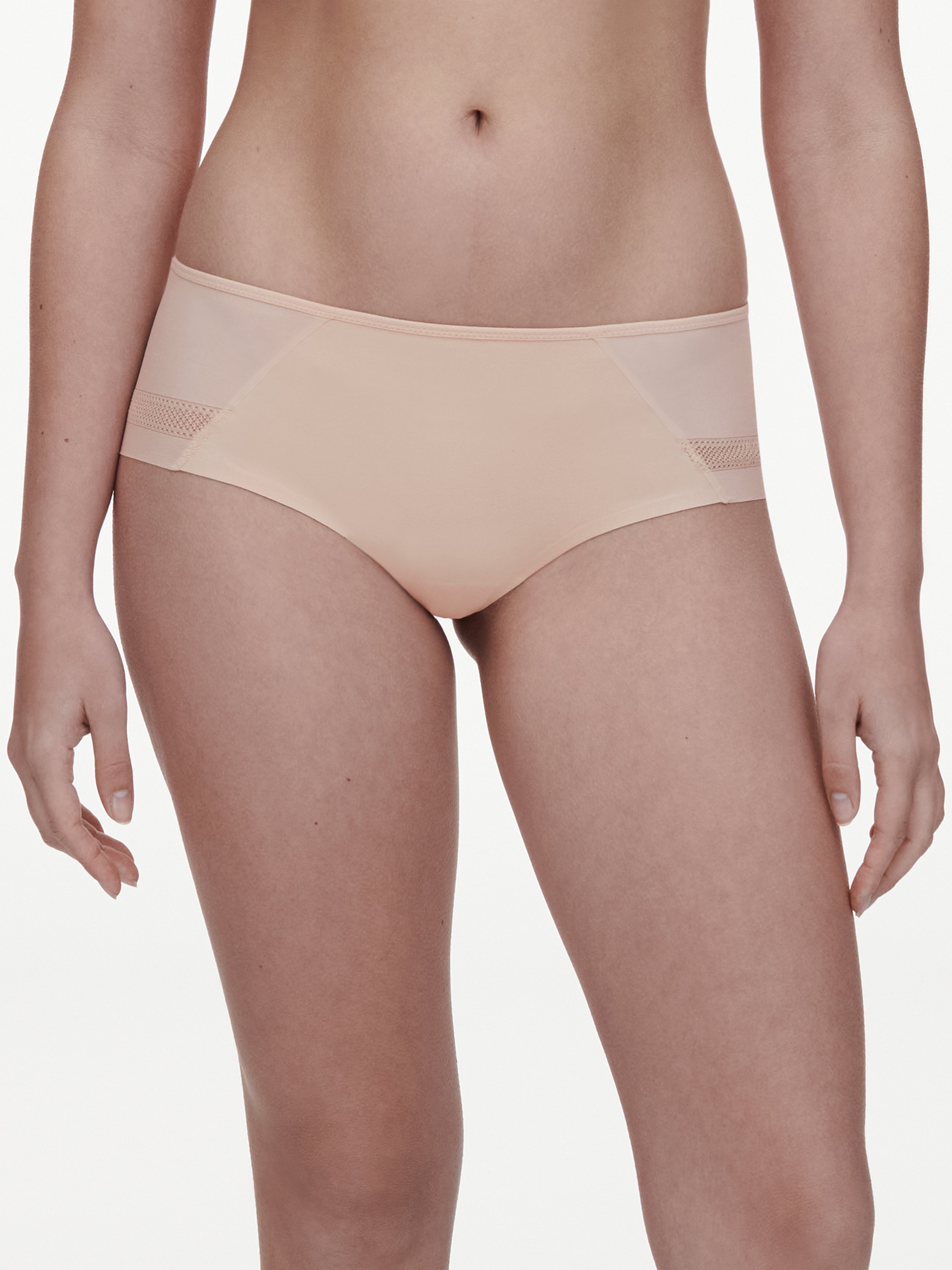 C914B0-01N_38_EASYBLISS_ECOM_CROP_WEB_OB_FT