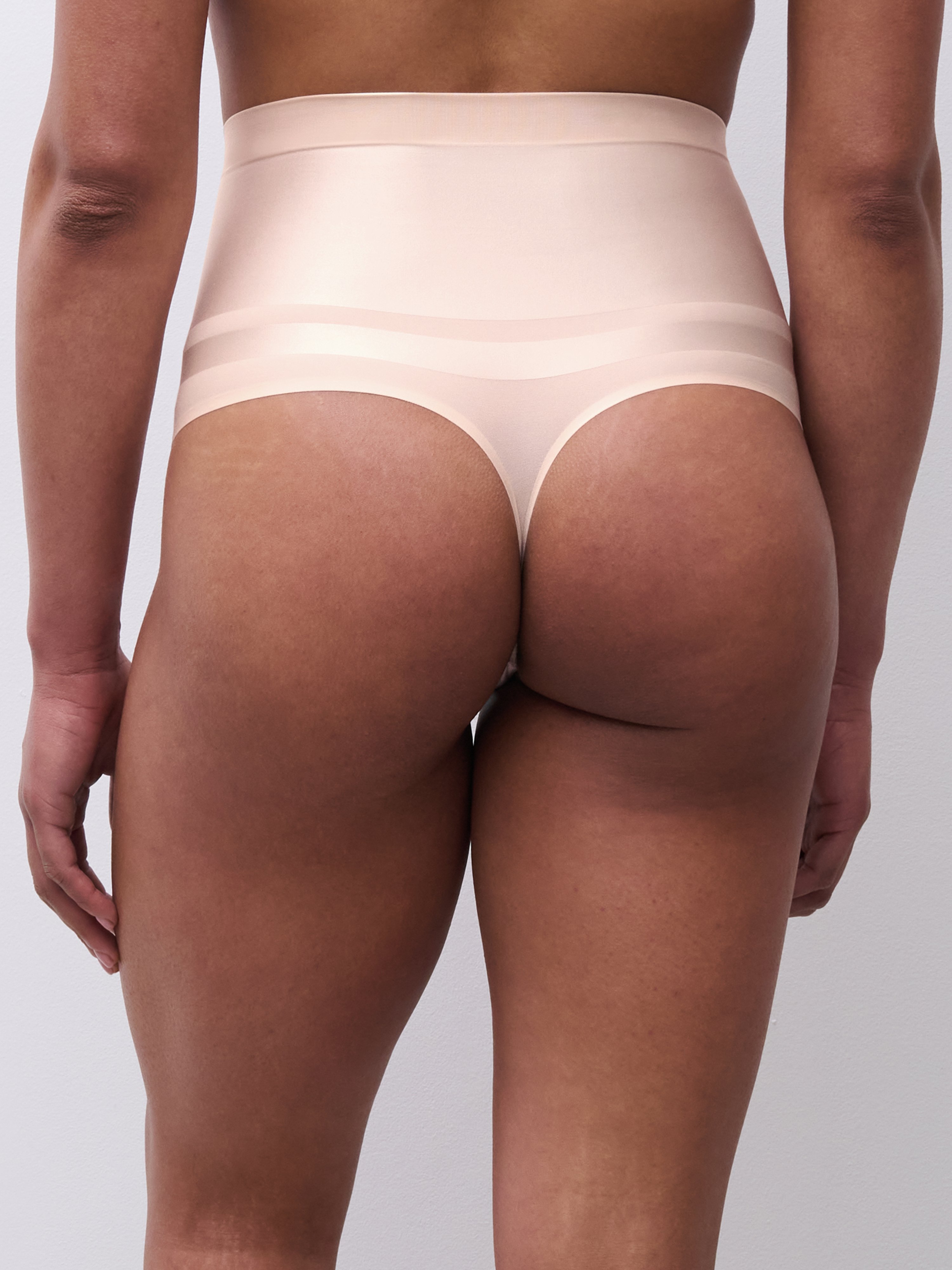 High-waisted shaping thong