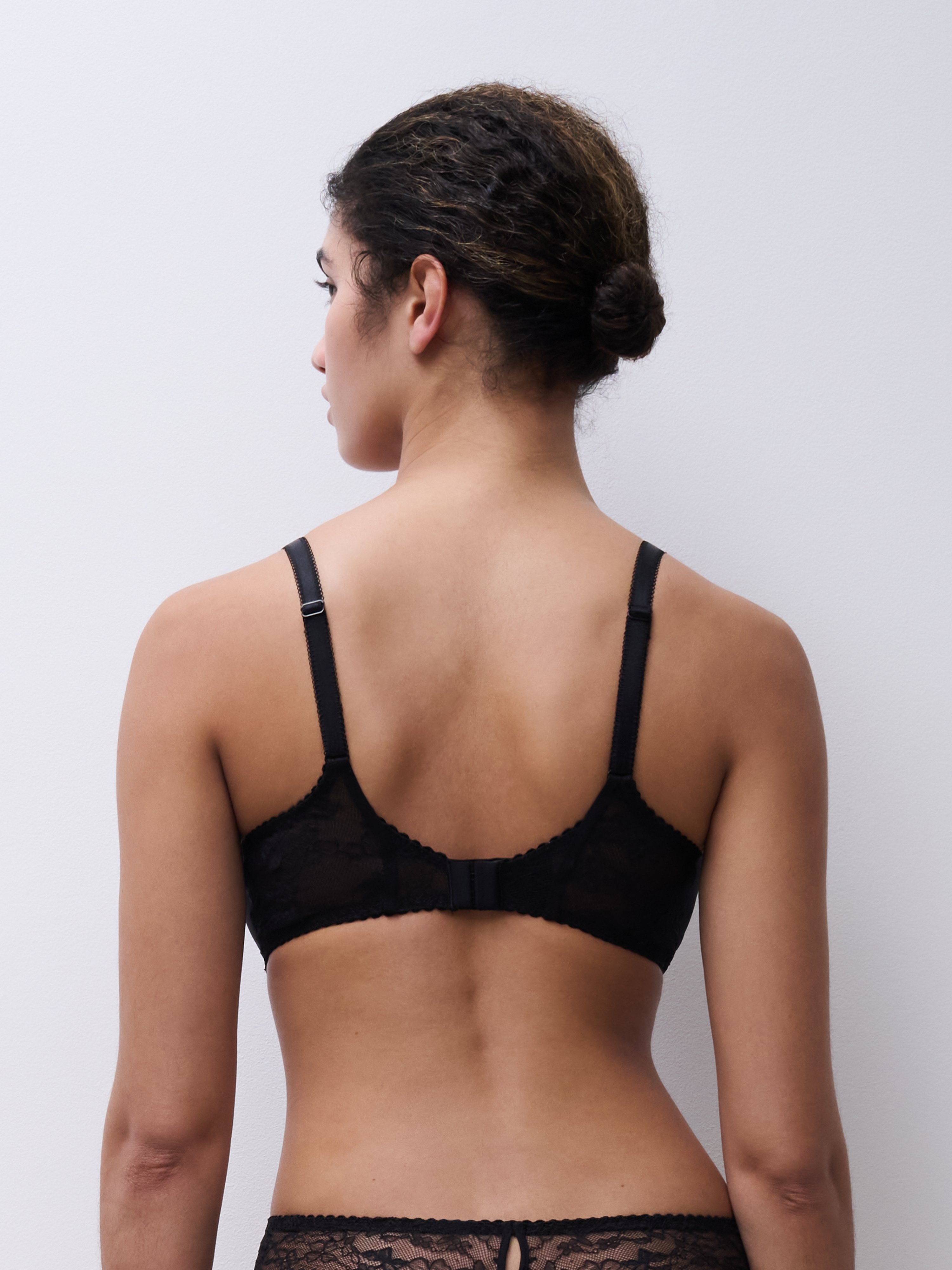 Half cup memory foam bra