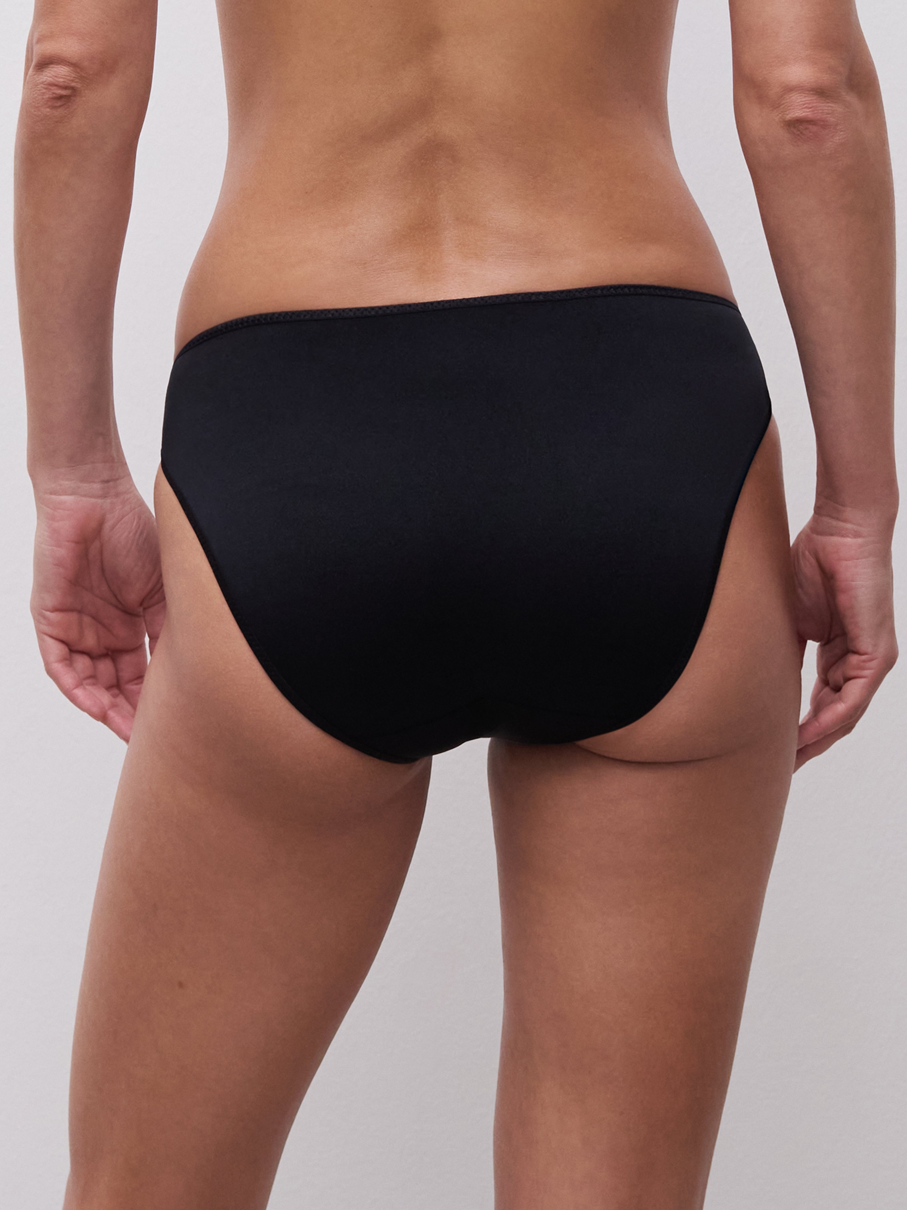 Brief