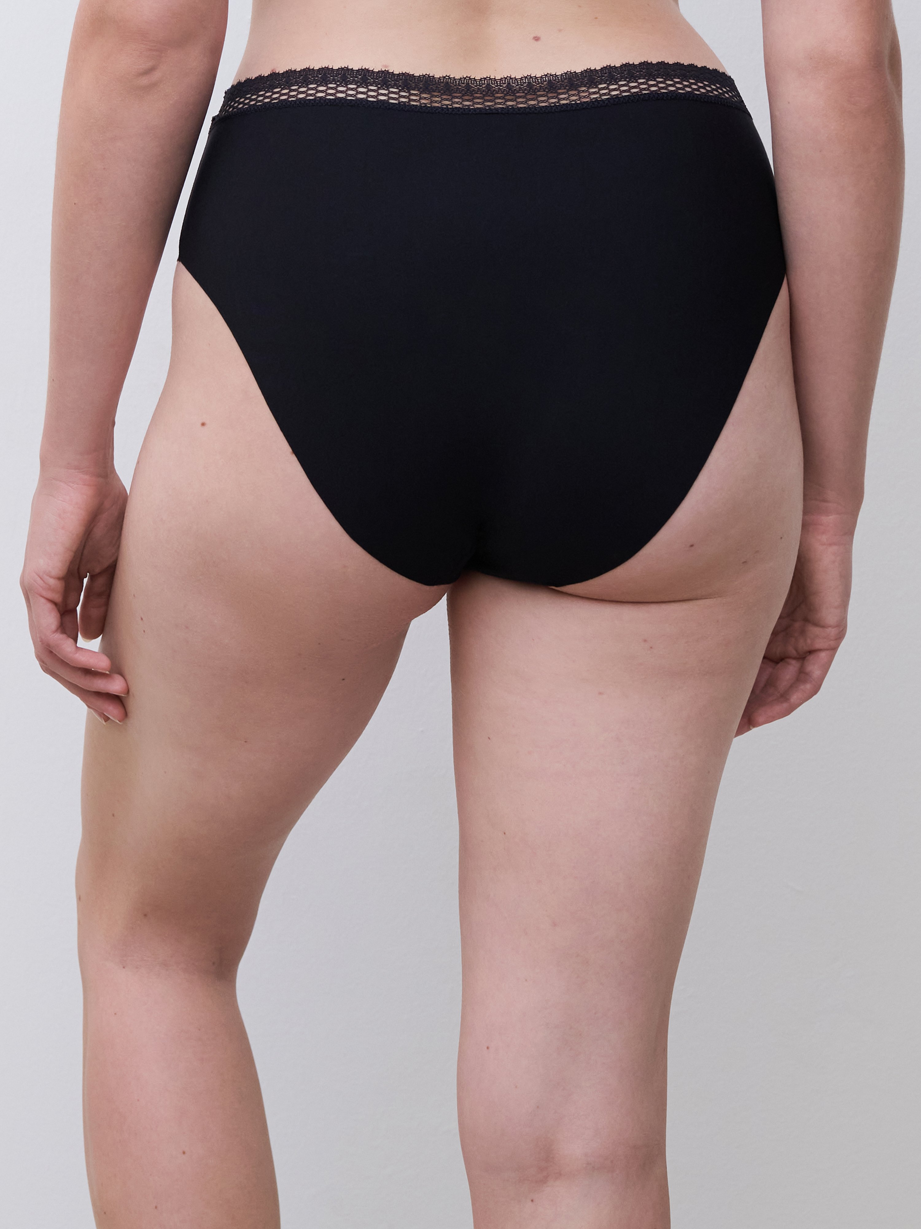 High-cut brief