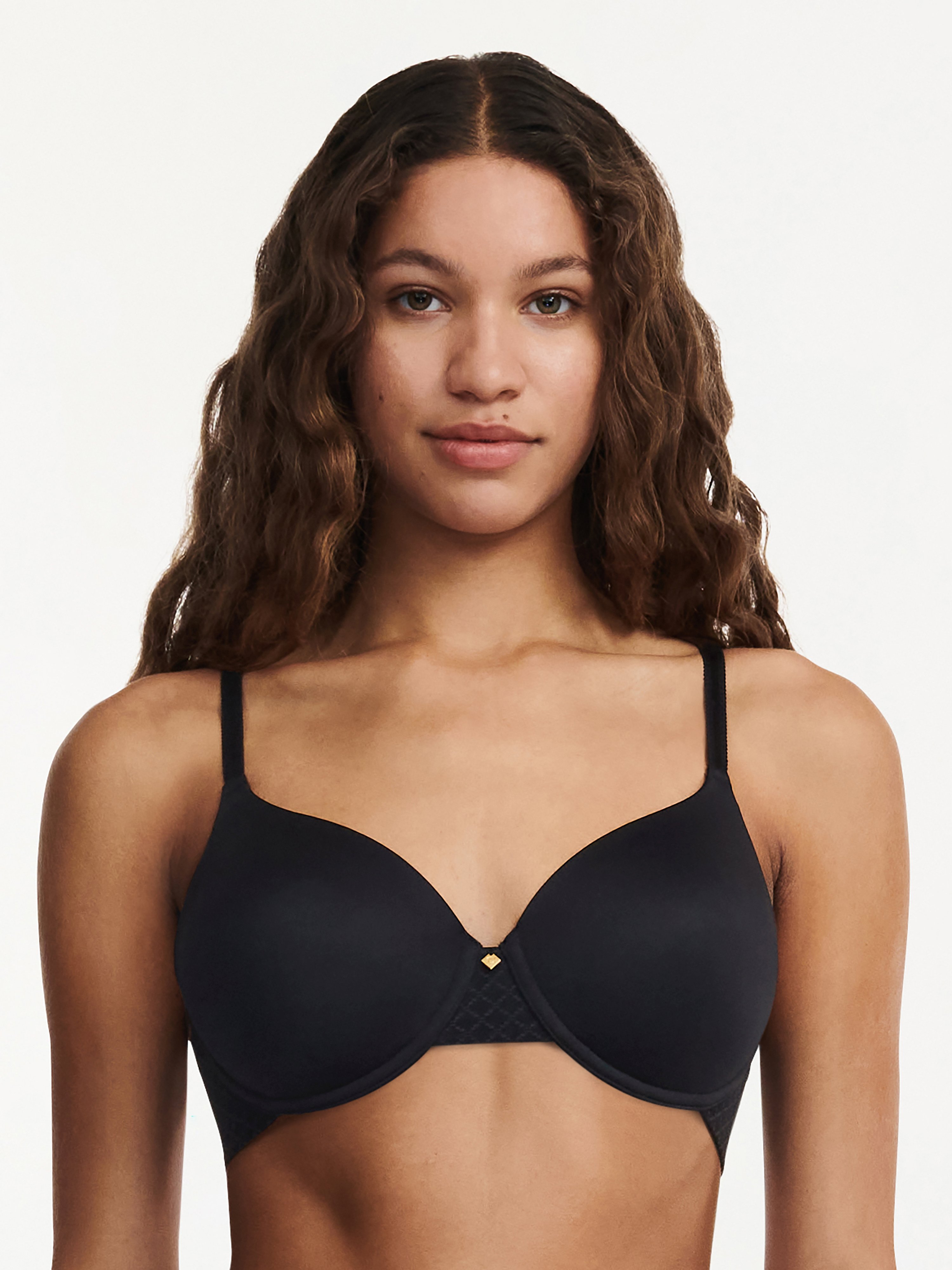 C16M60-011_D75_NORAH-CHIC_ECOM_CROP_WEB_OB_FT