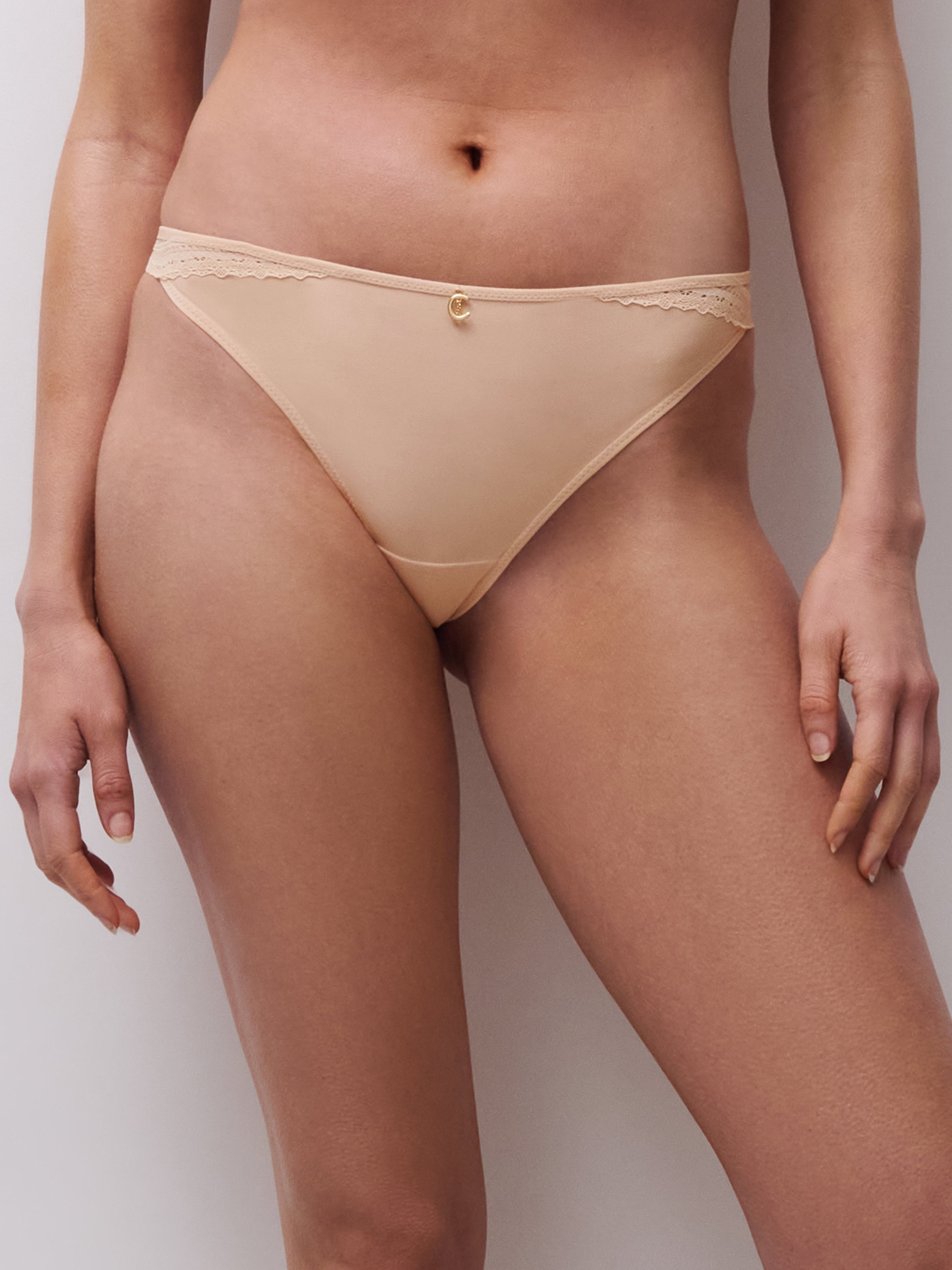 Tanga trusse