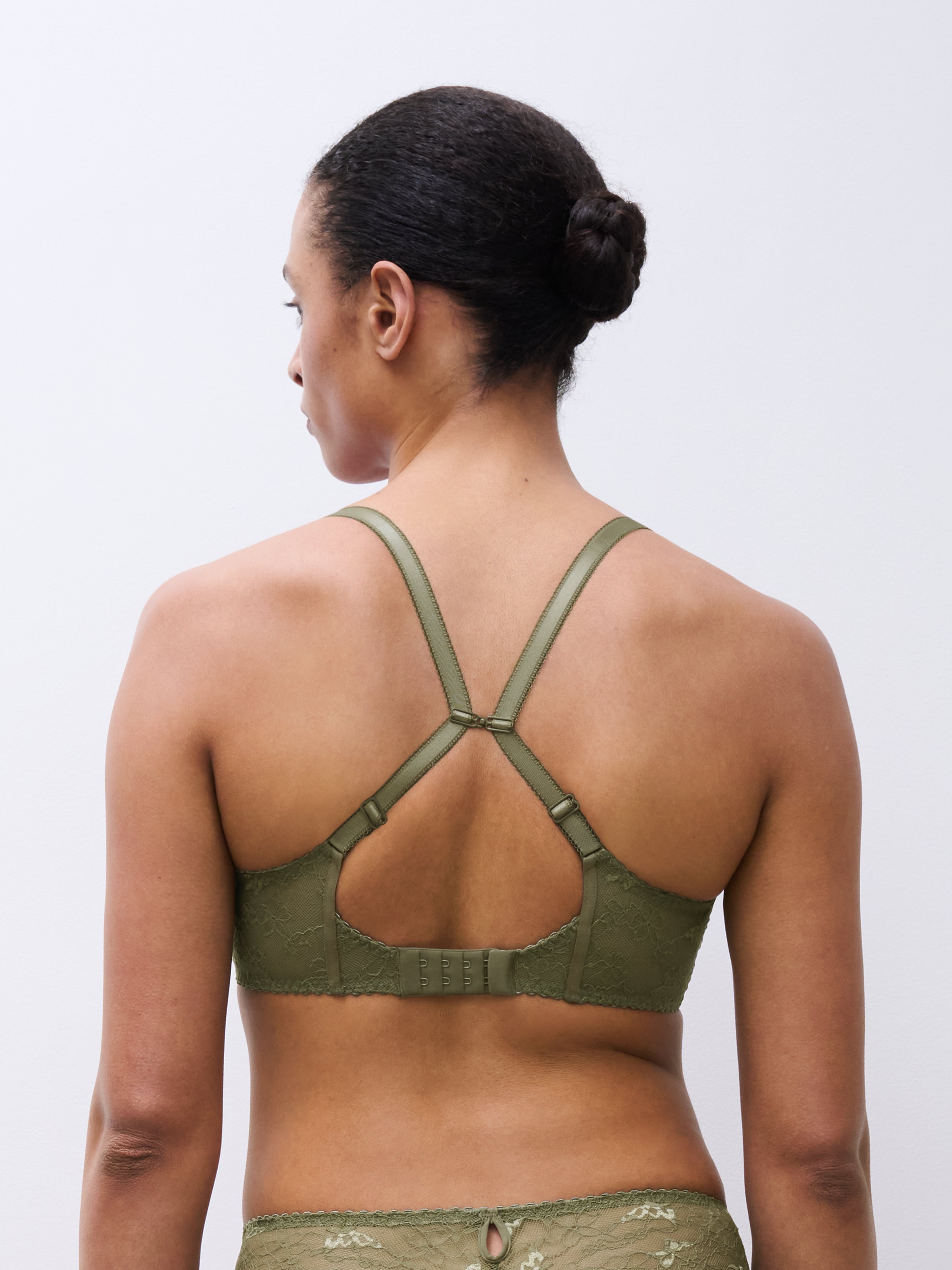 Plunge t-shirt bra