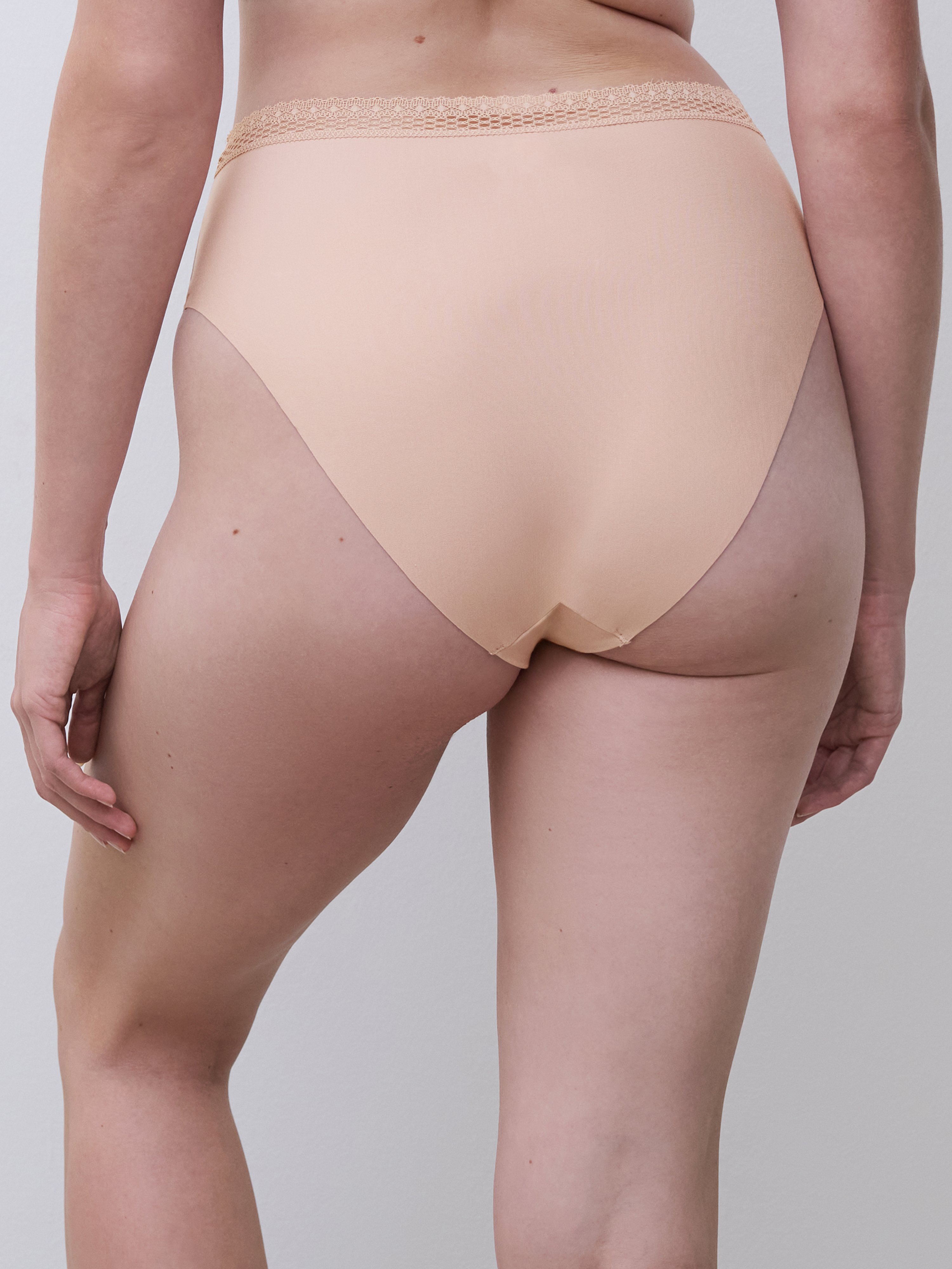 High-cut brief
