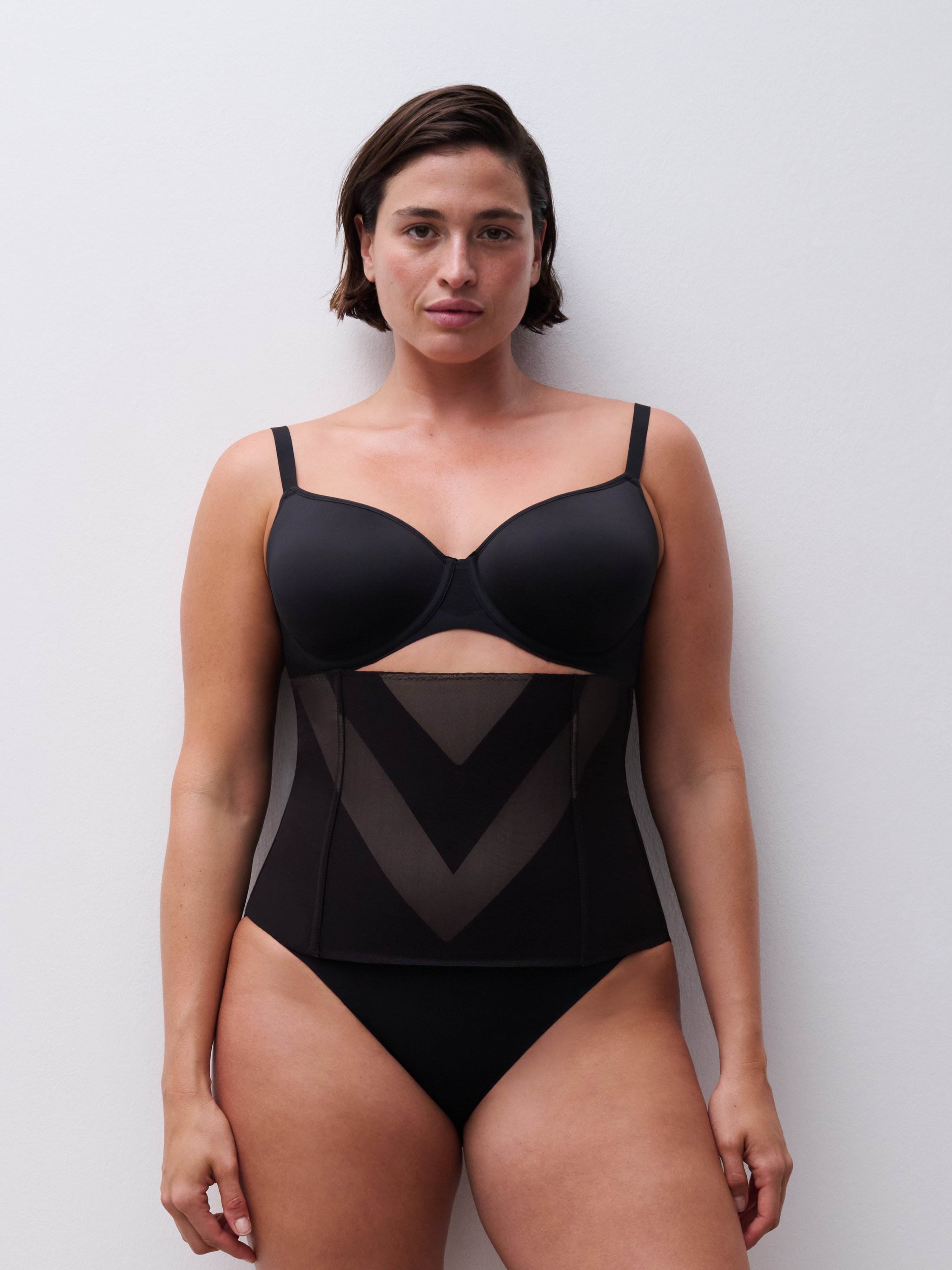 C16OF0-011_40_GLAMSHAPING_ECOM_CROP_WEB_OB_FT