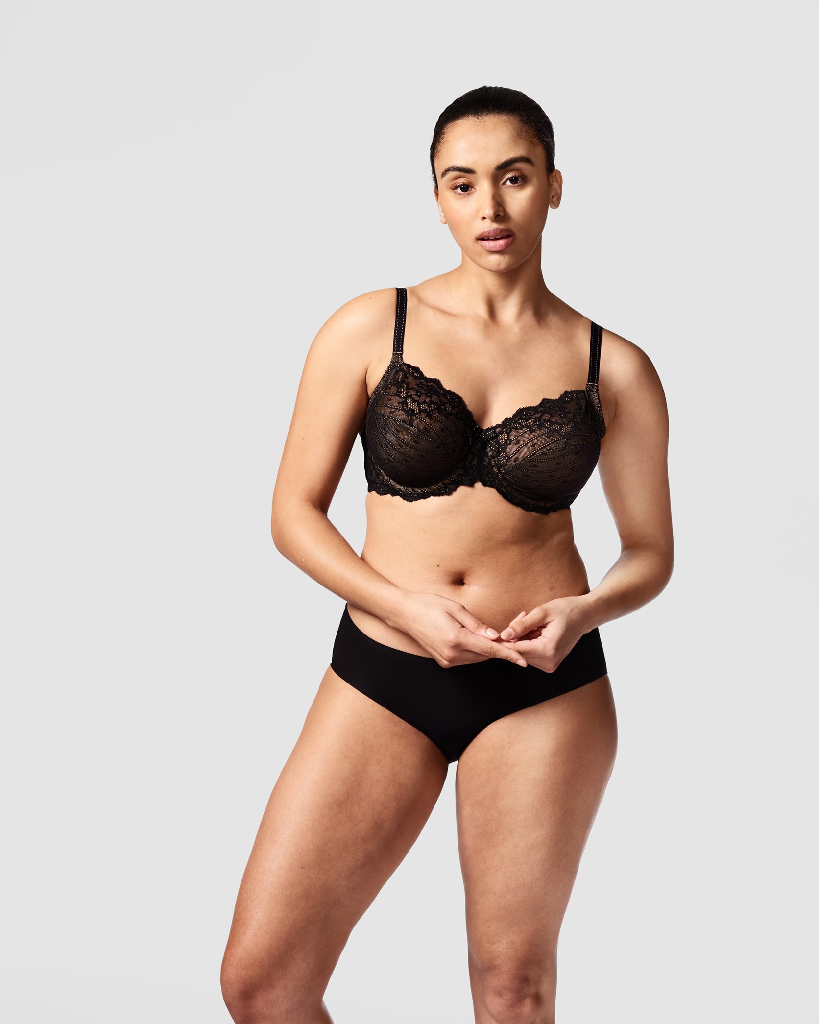 Full coverage bra