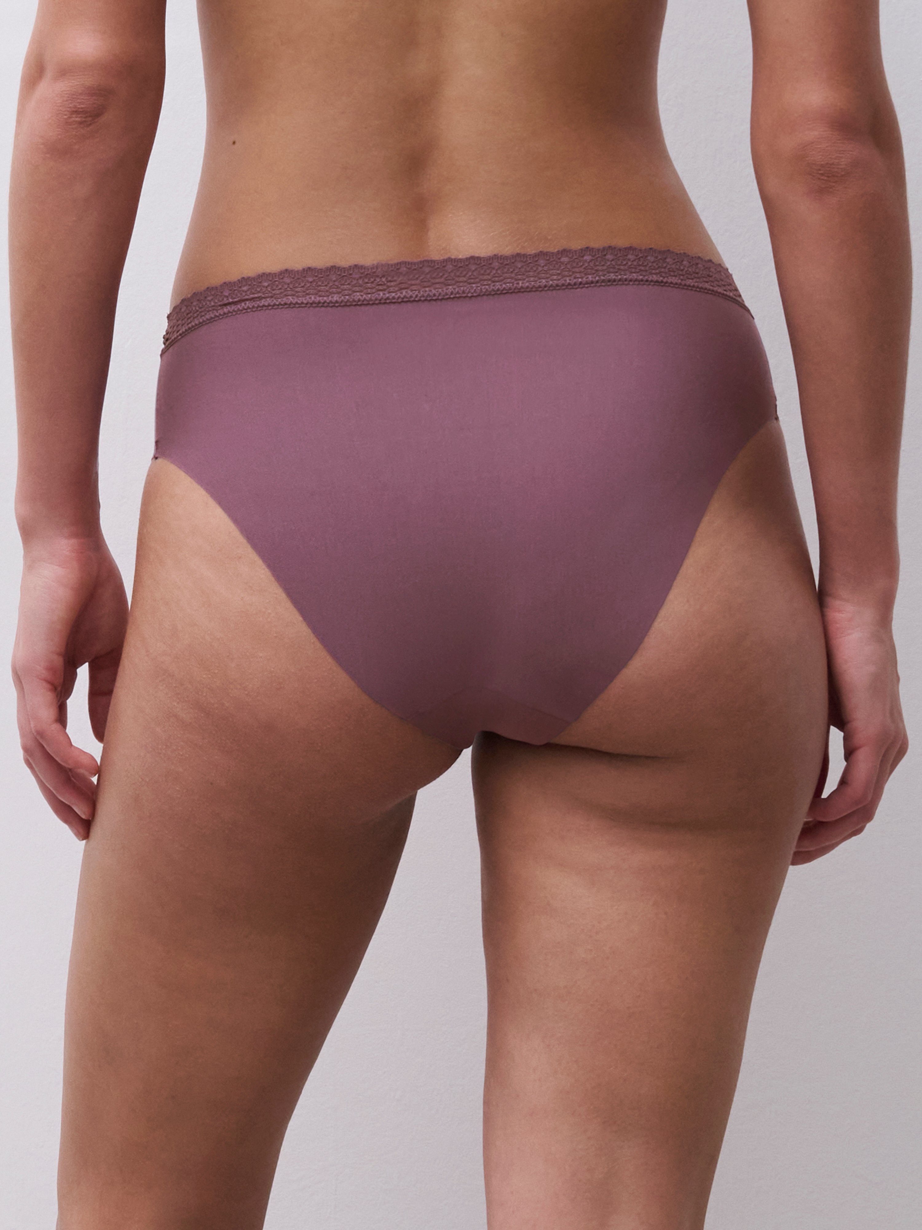 High-cut brief