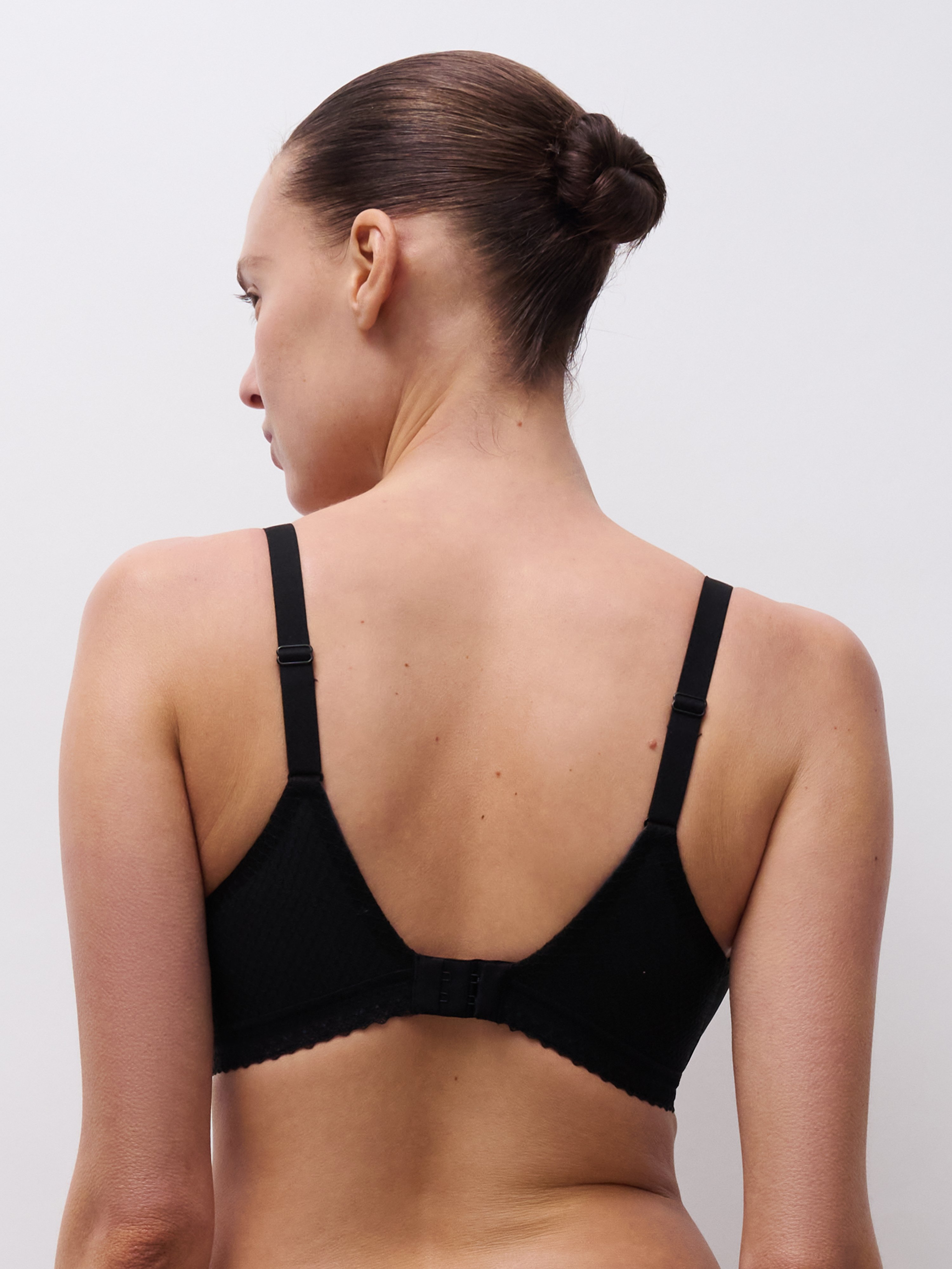Full coverage t-shirt bra