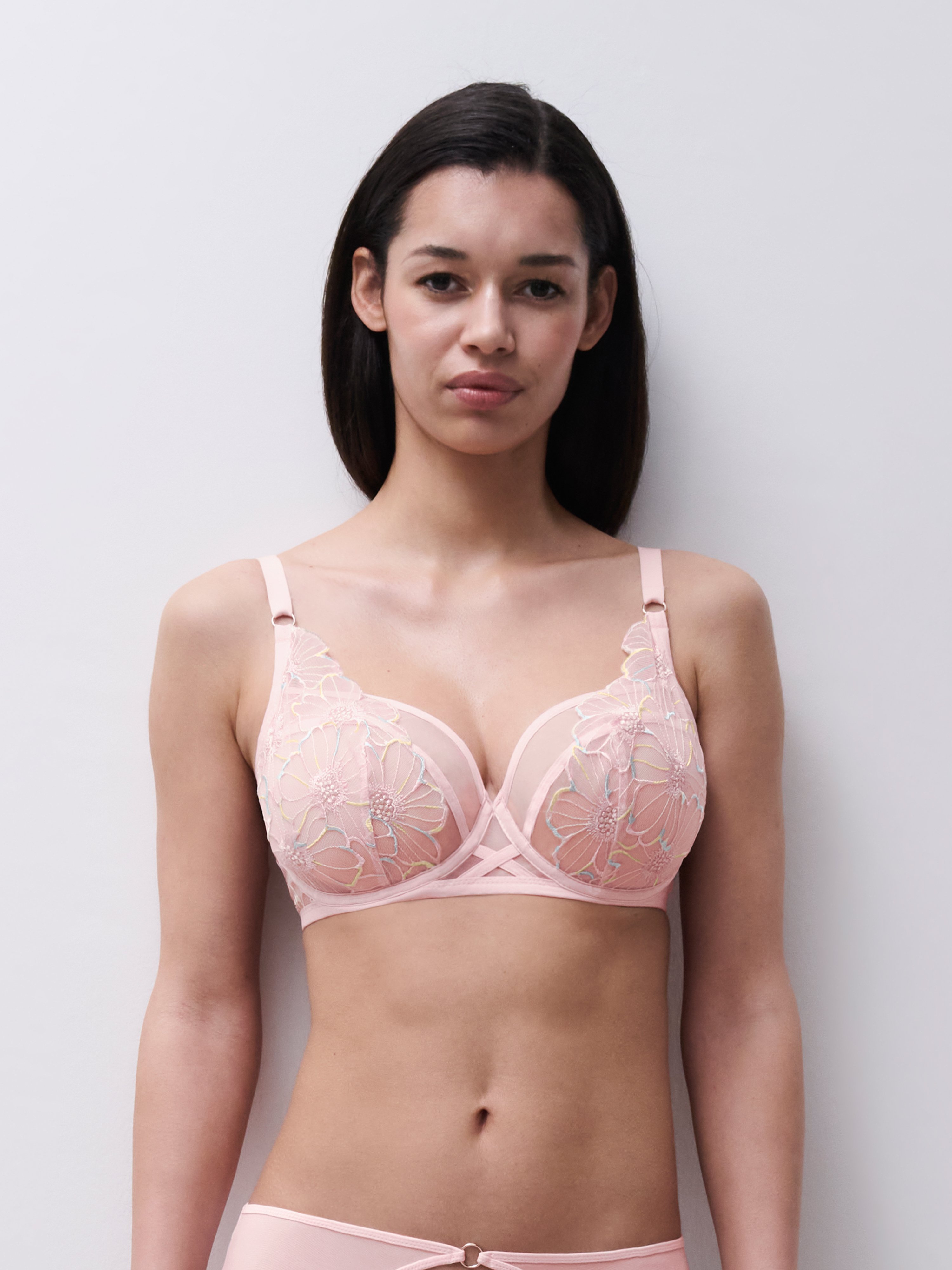 Full coverage bra