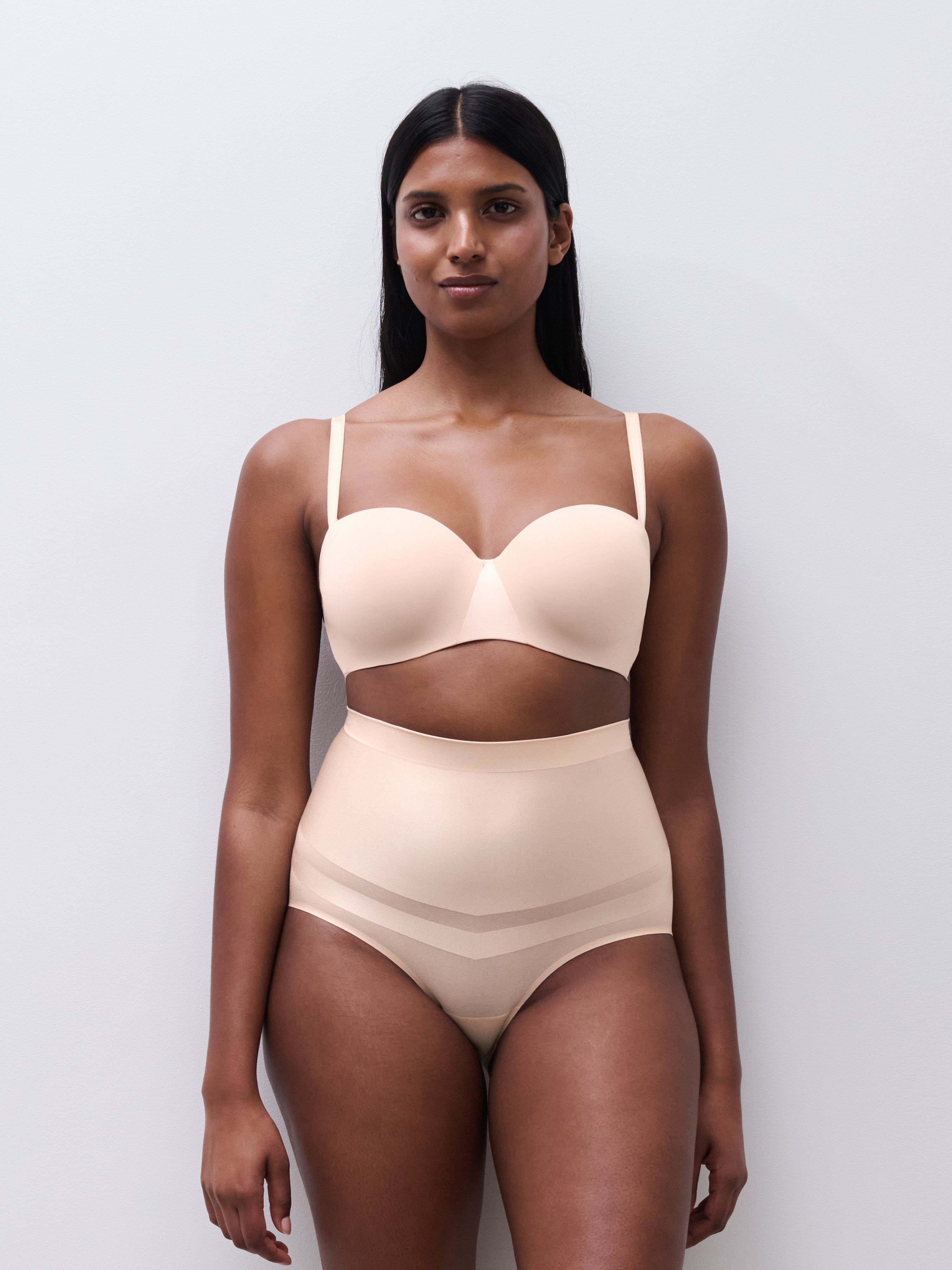 High-waisted shapewear brief