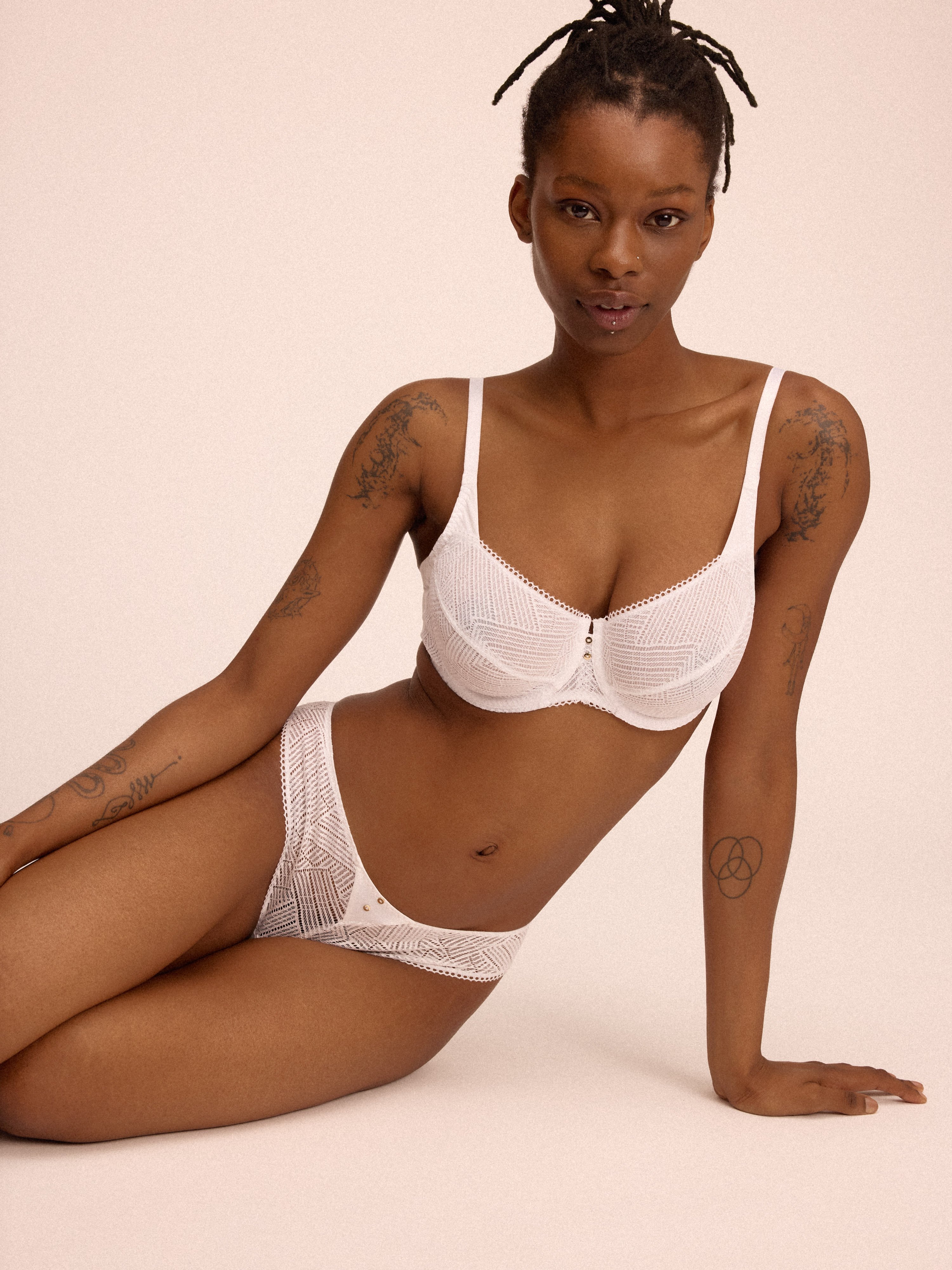 Soutien-gorge corbeille