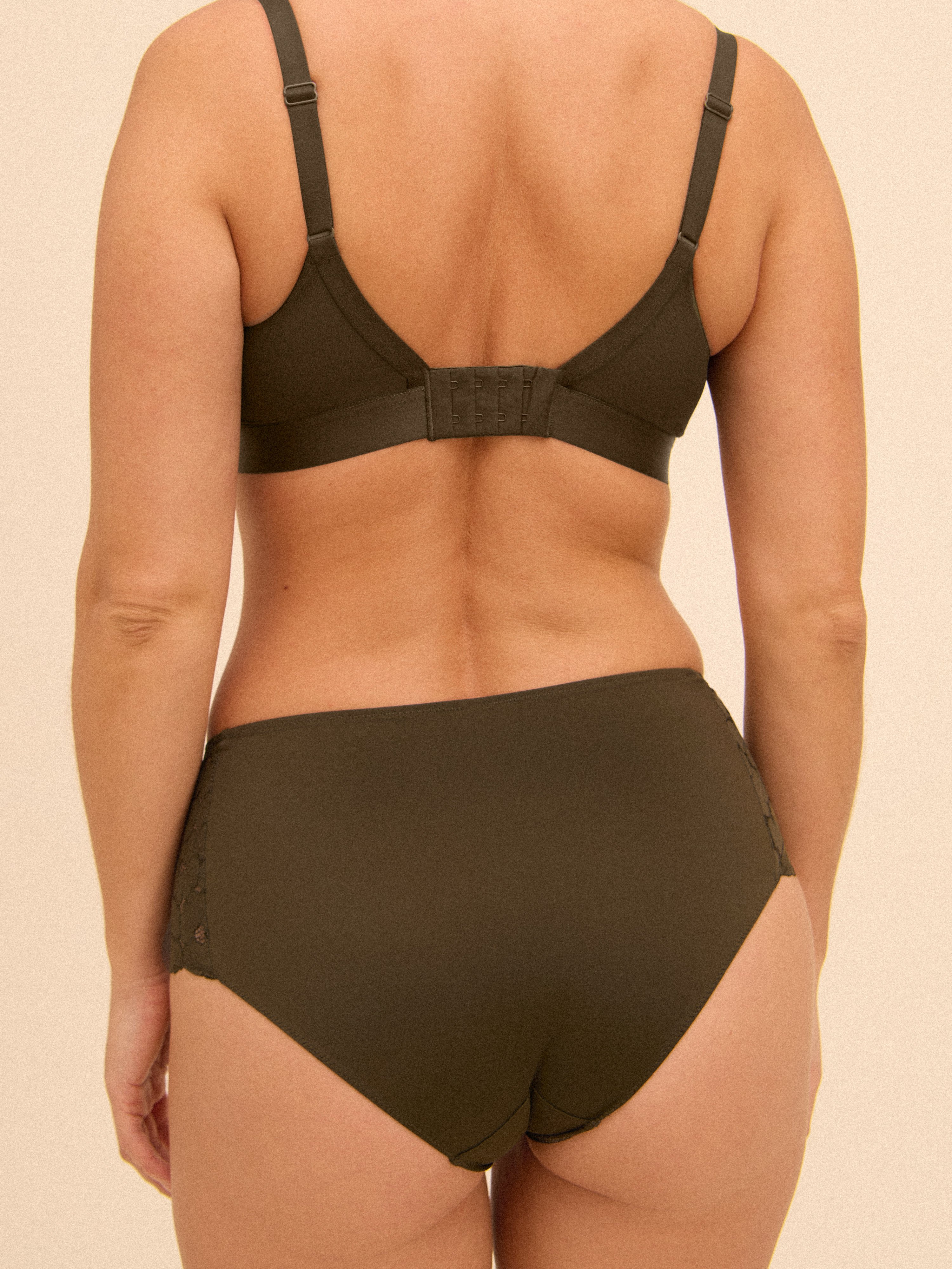 Soutien-gorge sans armature