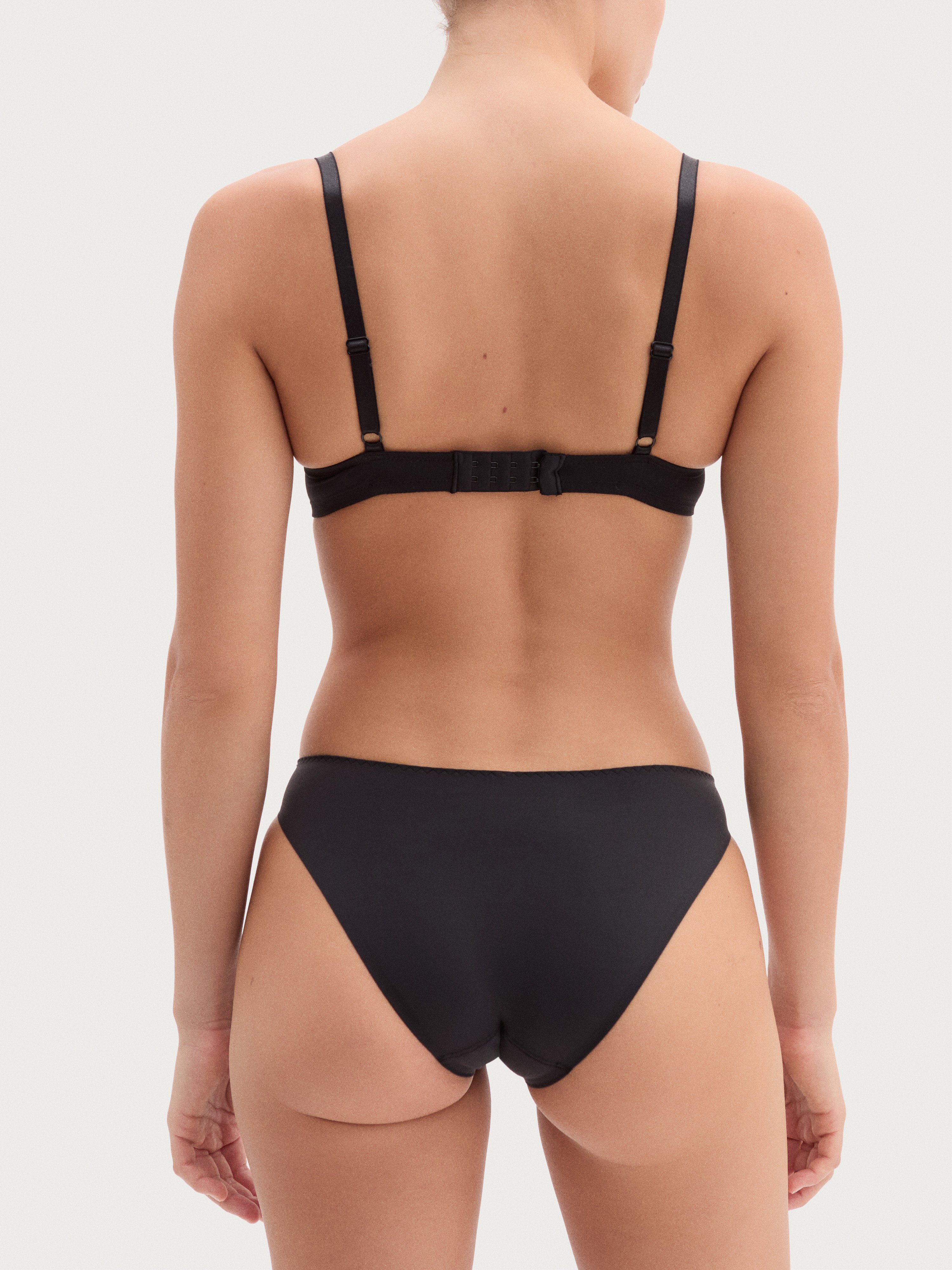 Soutien-gorge sans armature