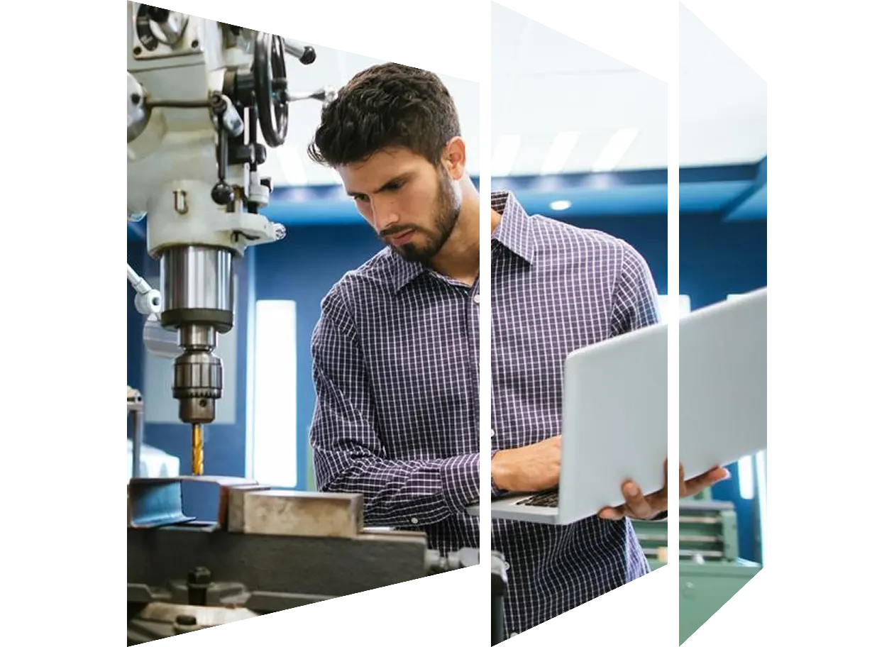 Senior Maintenance Engineer using machine monitoring software in production process