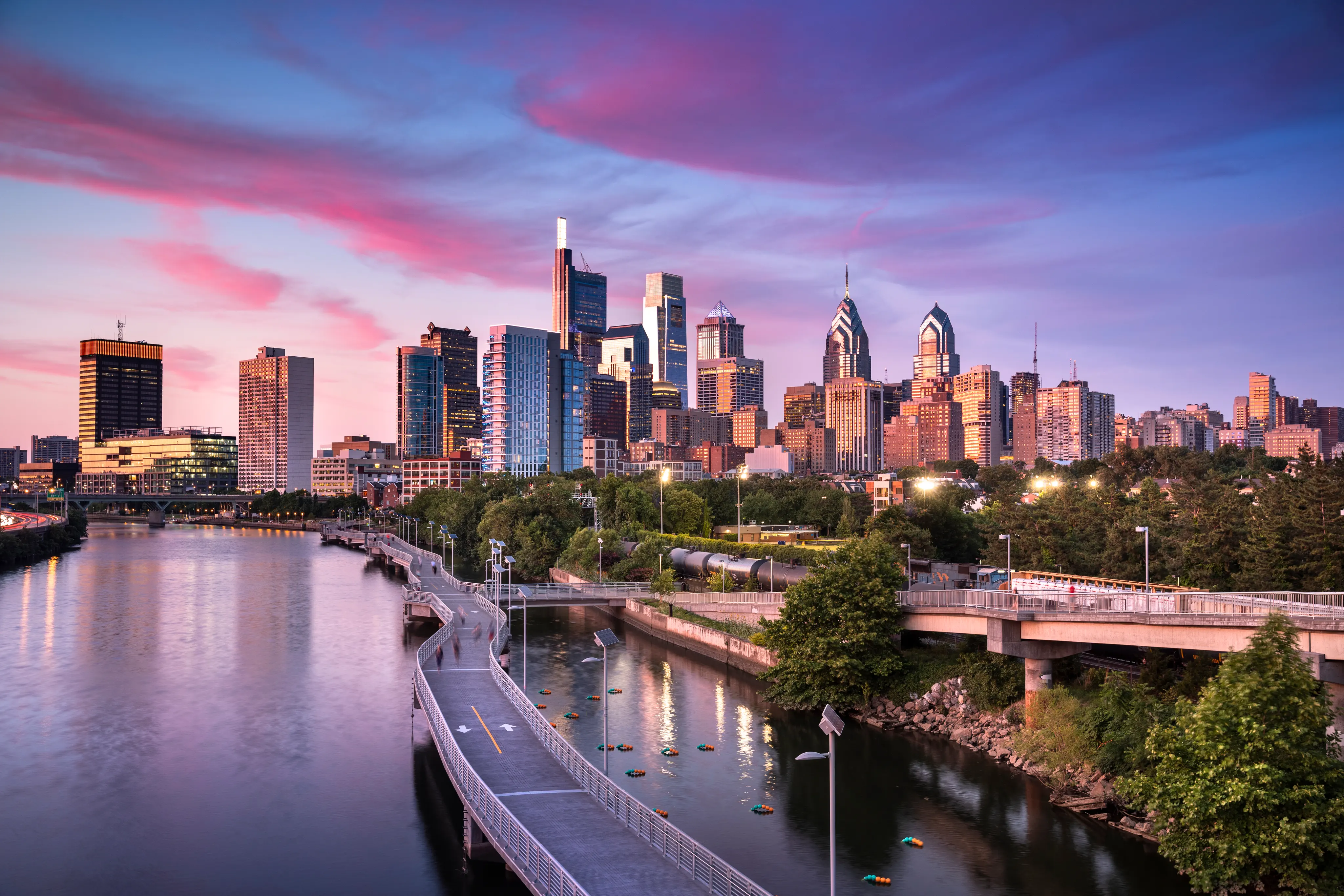 City skyline view of Philadelphia Pennsylvania