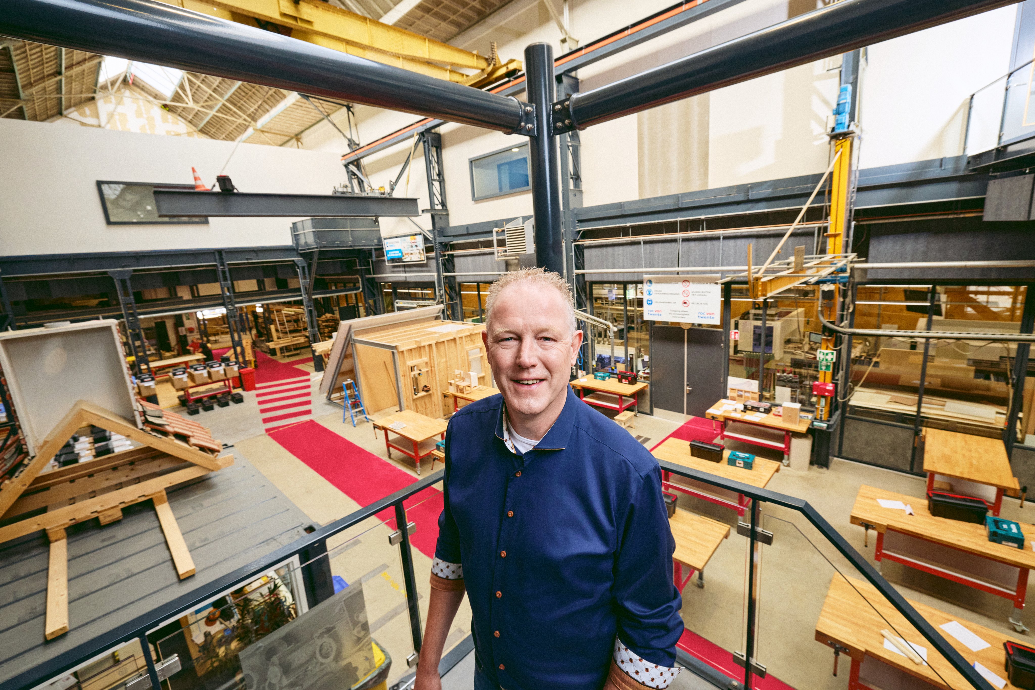 John in magazijn