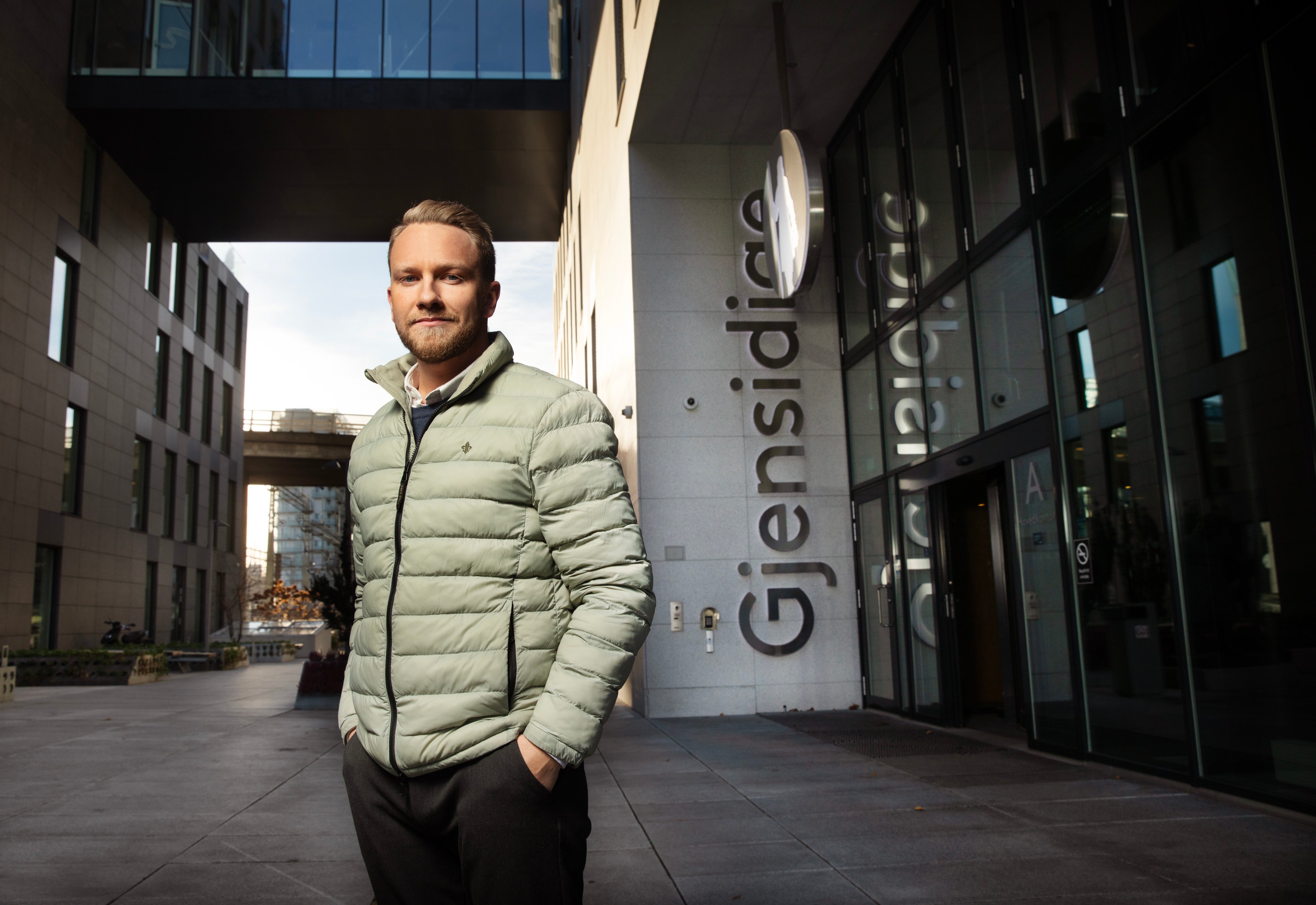 Foto av Jonas Ulriksen, investeringsrådgiver i Gjensidige Pensjon