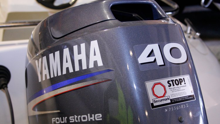 Båtmotor med Securemark-merket