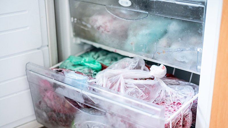 Fryser full av matvarer